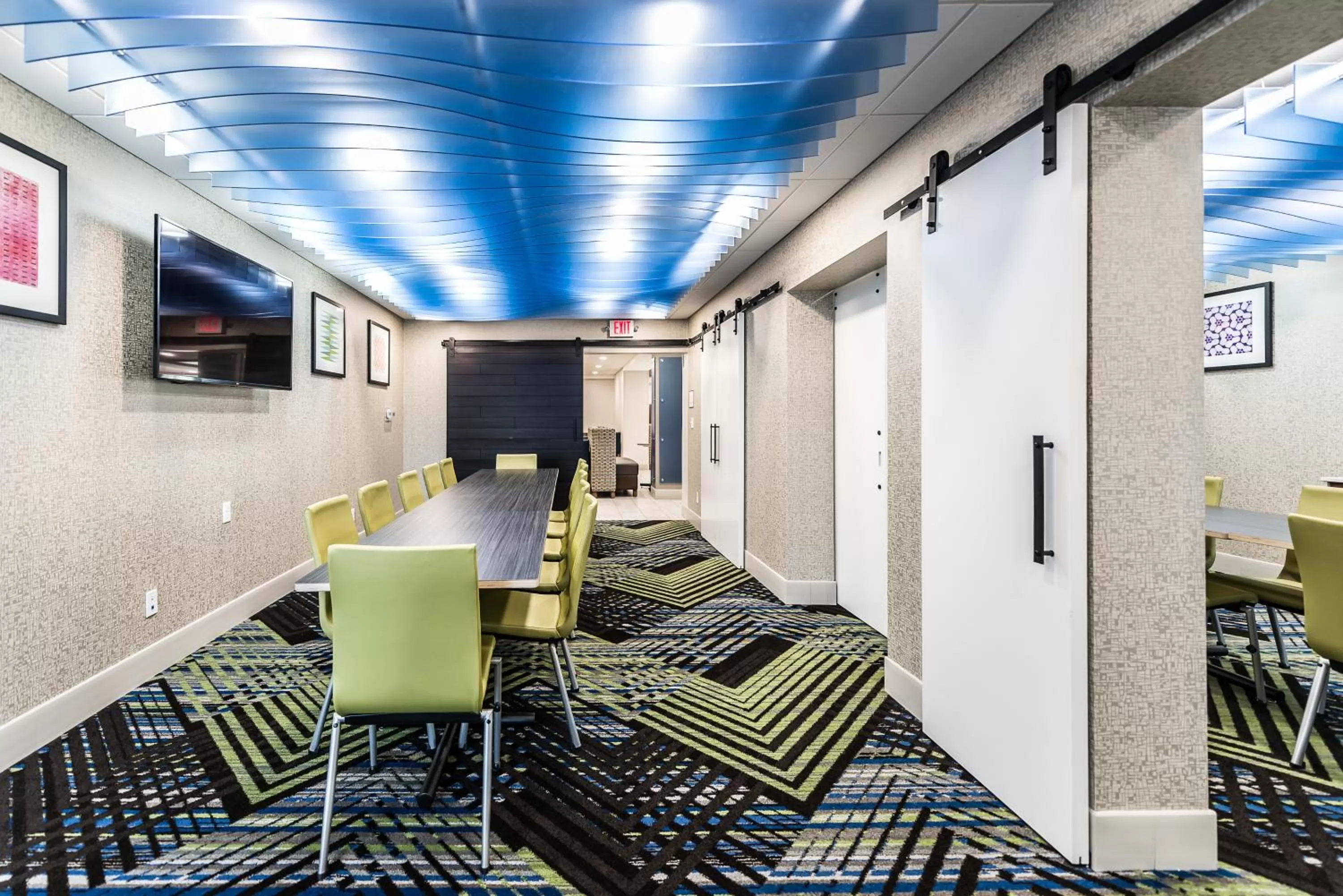 Meeting/conference room in Holiday Inn Express Flint-Campus Area by IHG