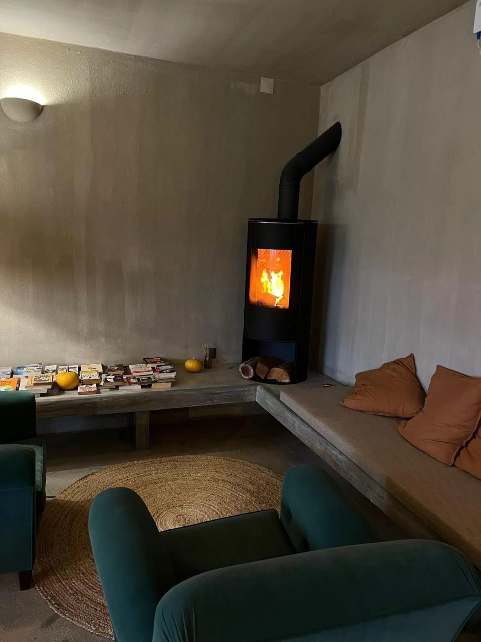 Living room in Azenhas do Mar Valley House