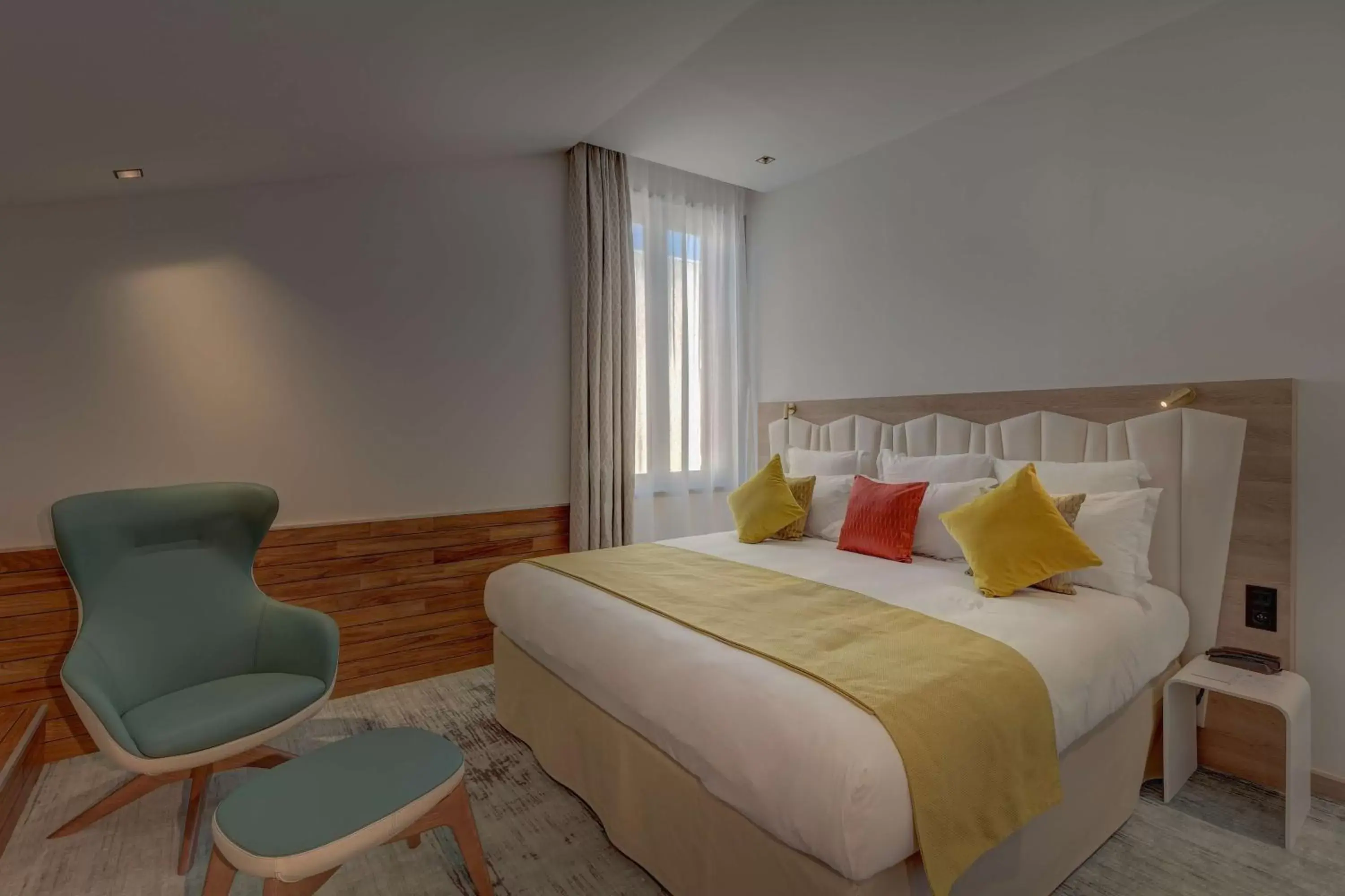 King Suite with Bathtub in Best Western Plus Comedie Saint Roch King Suite with Bathtub in Best Western Plus Comedie Saint Roch