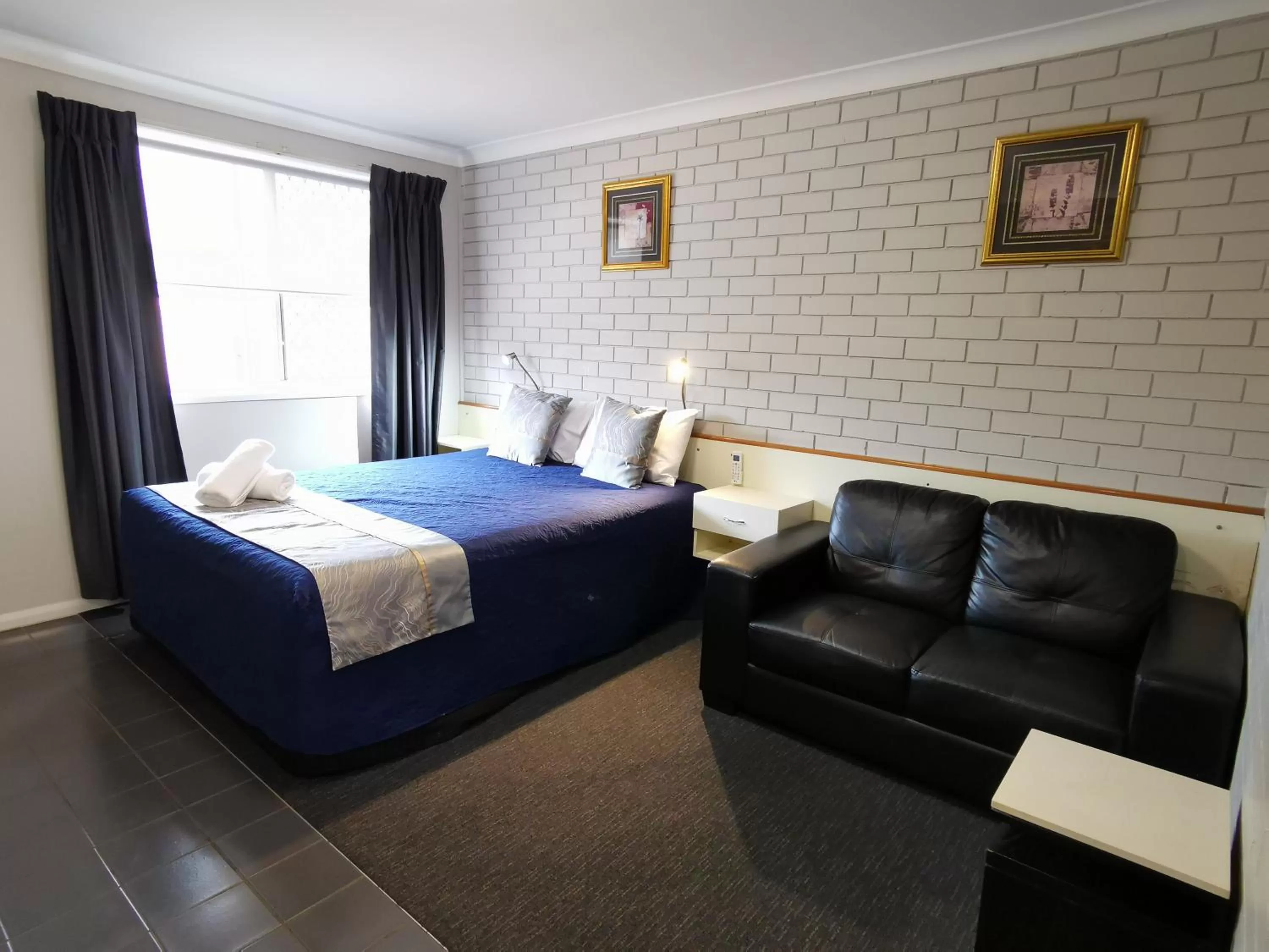 Bedroom, Bed in Leichhardt Motor Inn