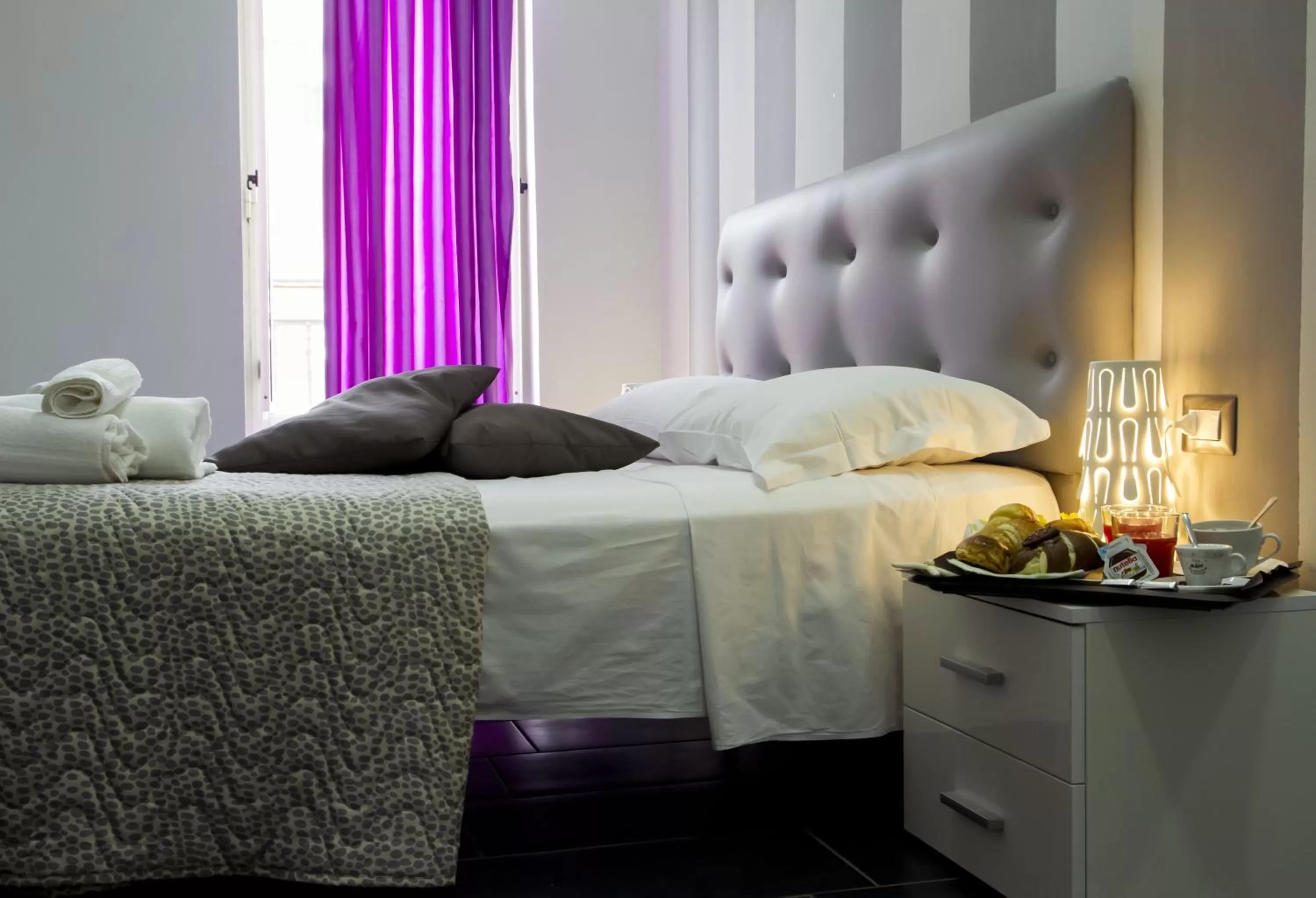 Bed in B&B Napoli Binario 1