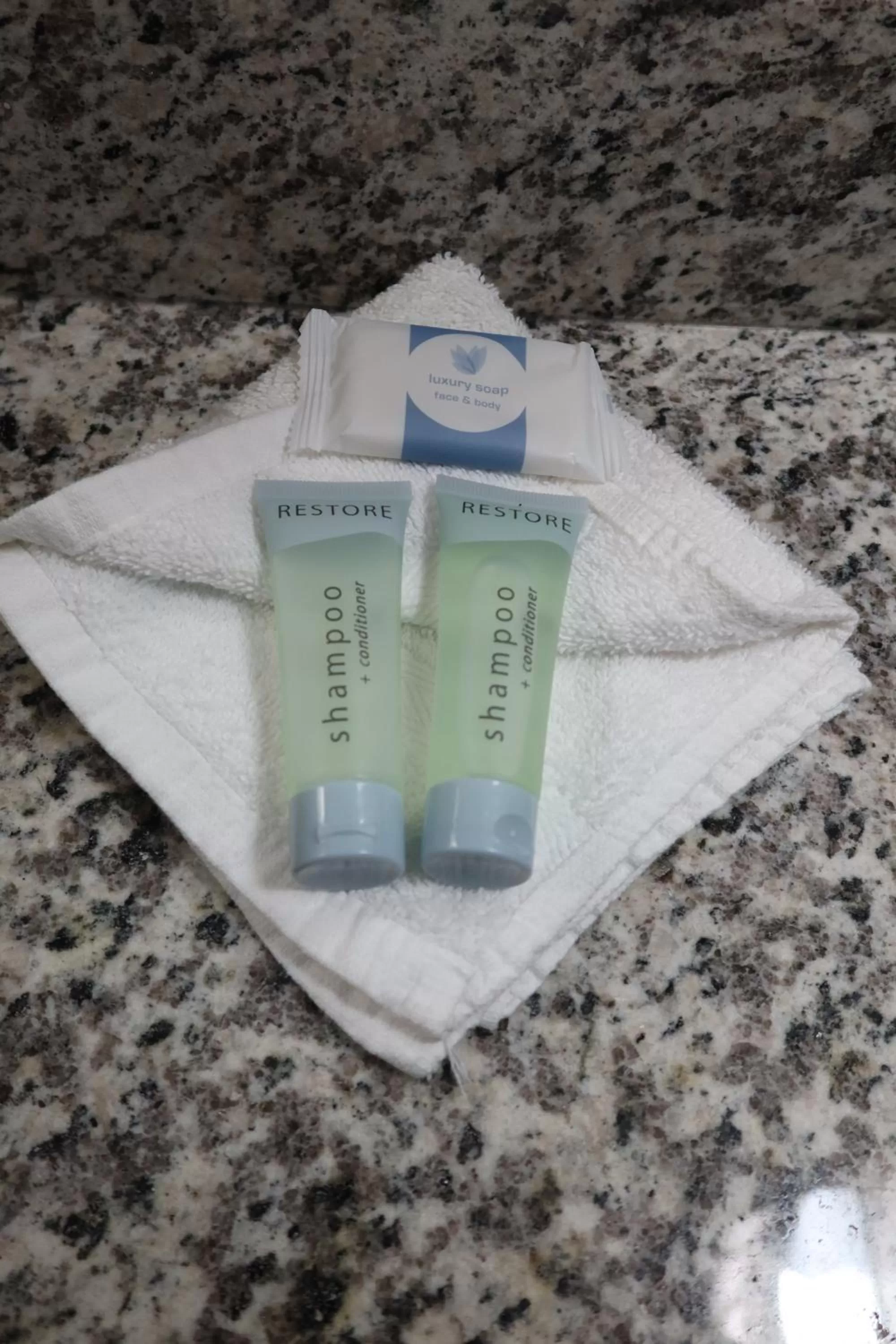 Guests in West Worth Inn & Suites White Settlement