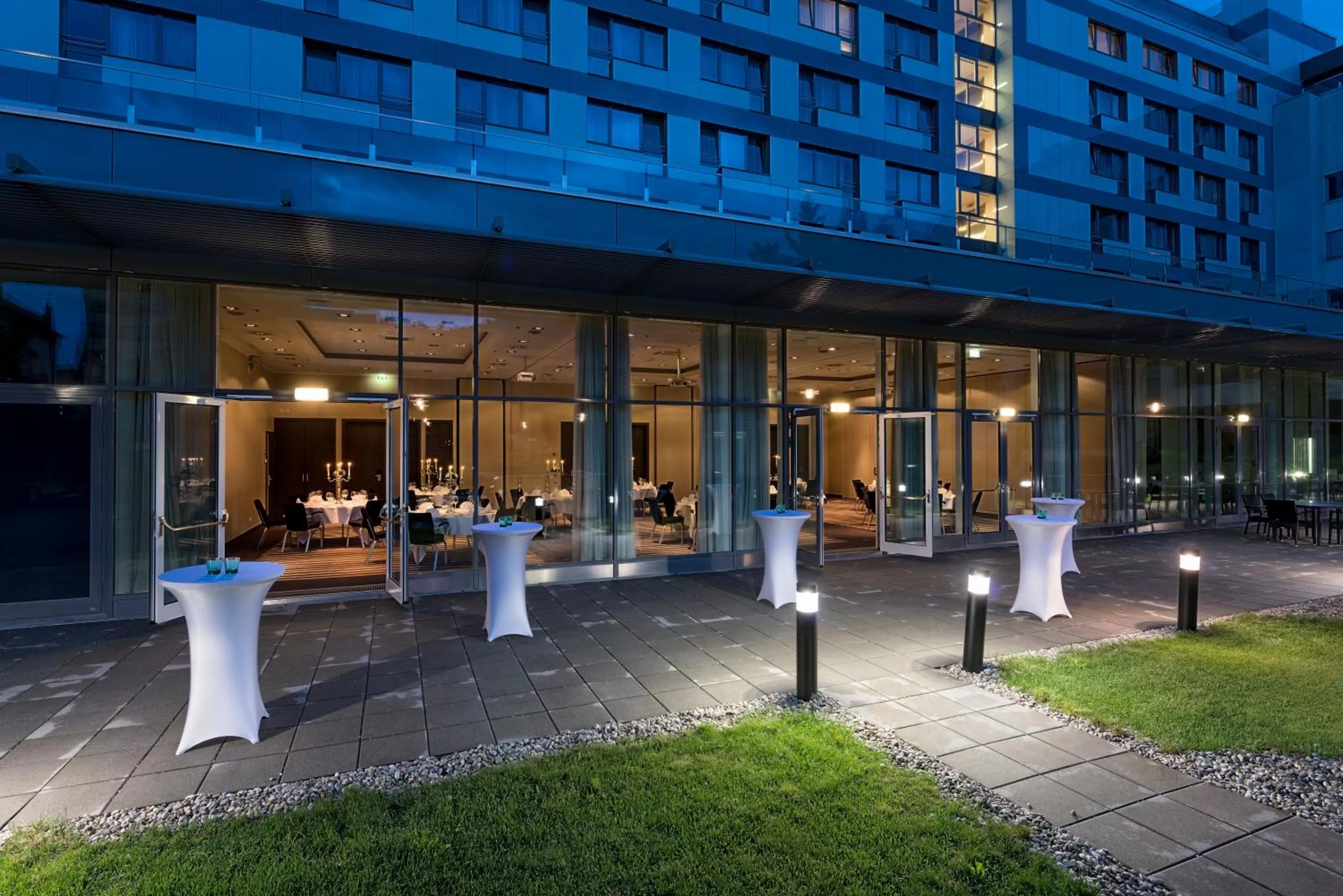 Facade/entrance in Park Inn by Radisson Linz