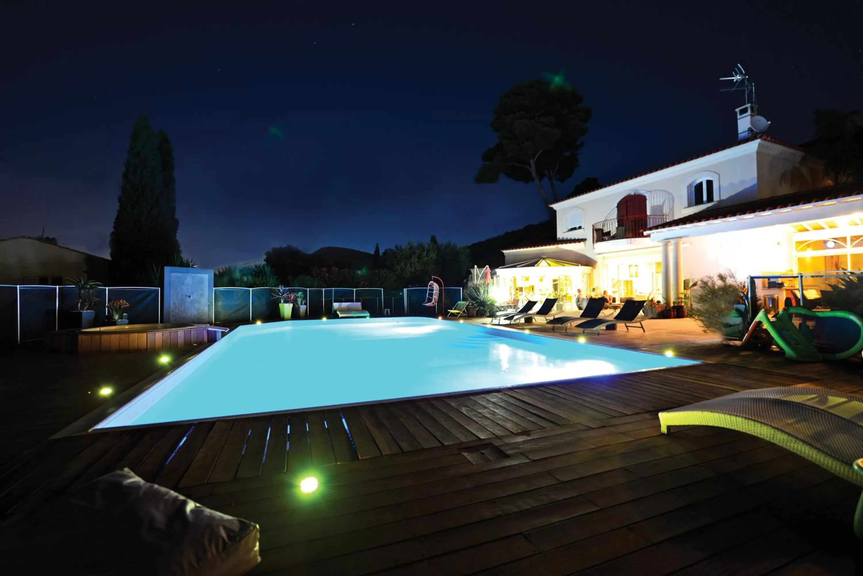 Swimming Pool in B&B Val D'azur