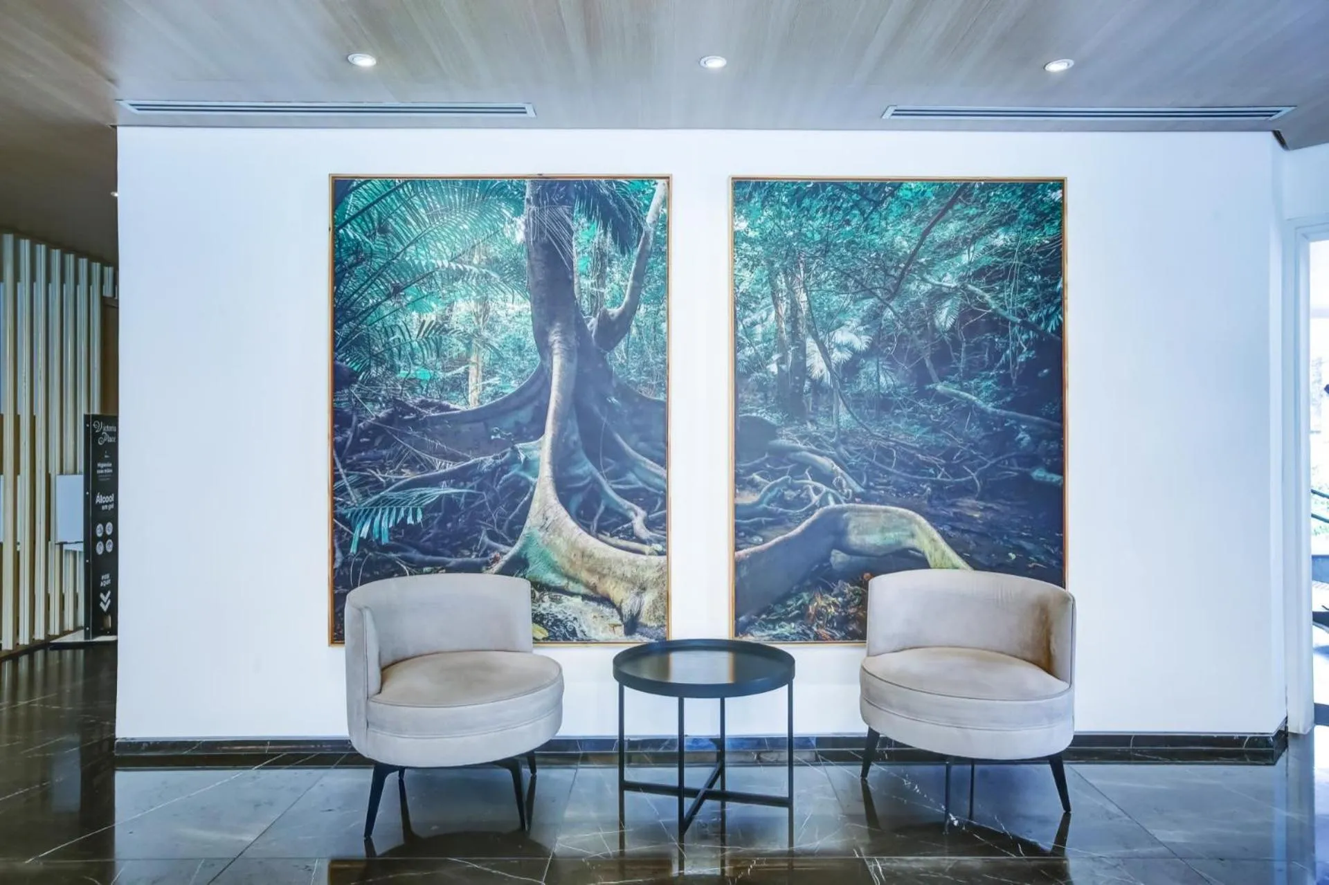 Lobby or reception in Roomo Transamerica SP Itaim Bibi