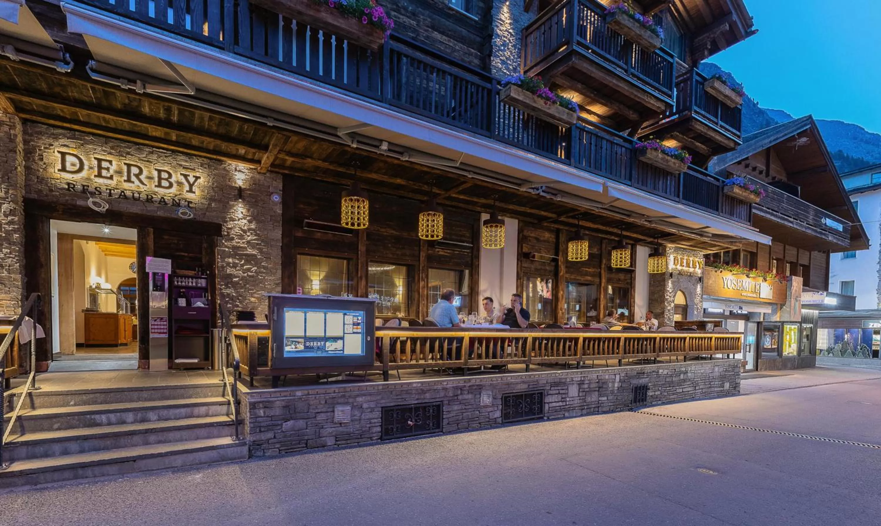 Facade/entrance in Hotel Derby