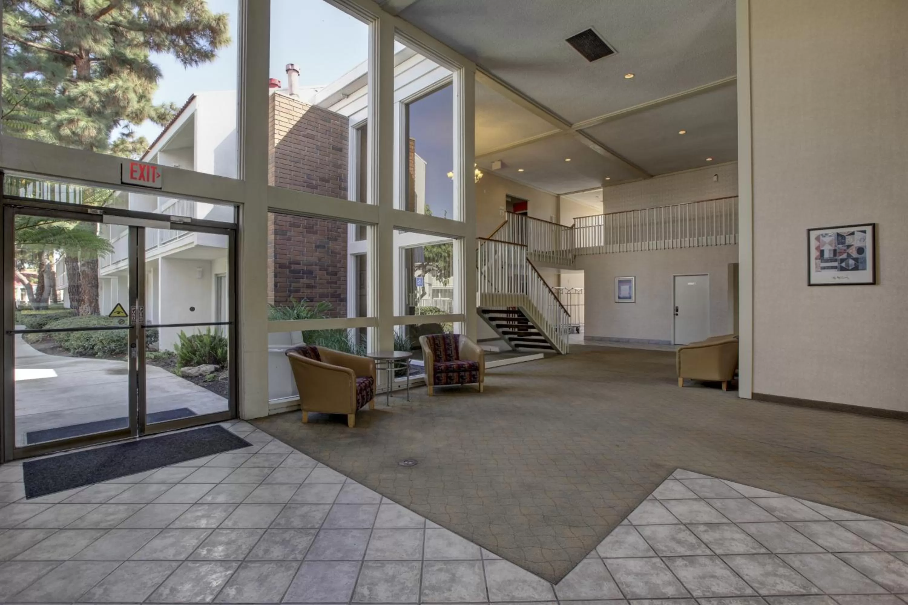 Lobby or reception in Motel 6-Santa Ana, CA - Irvine - Orange County Airport