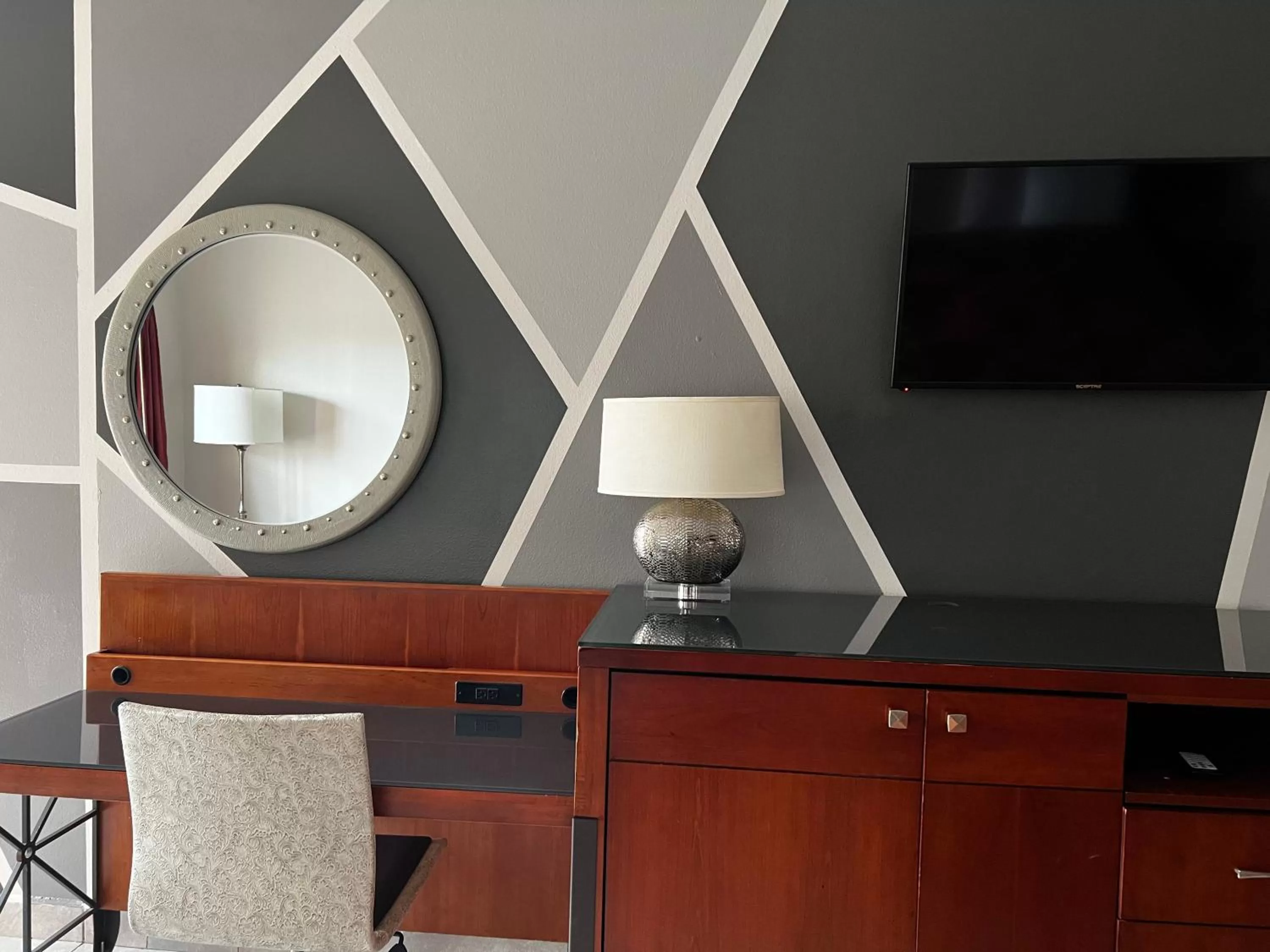 hair dresser in Casa Rosa Inn