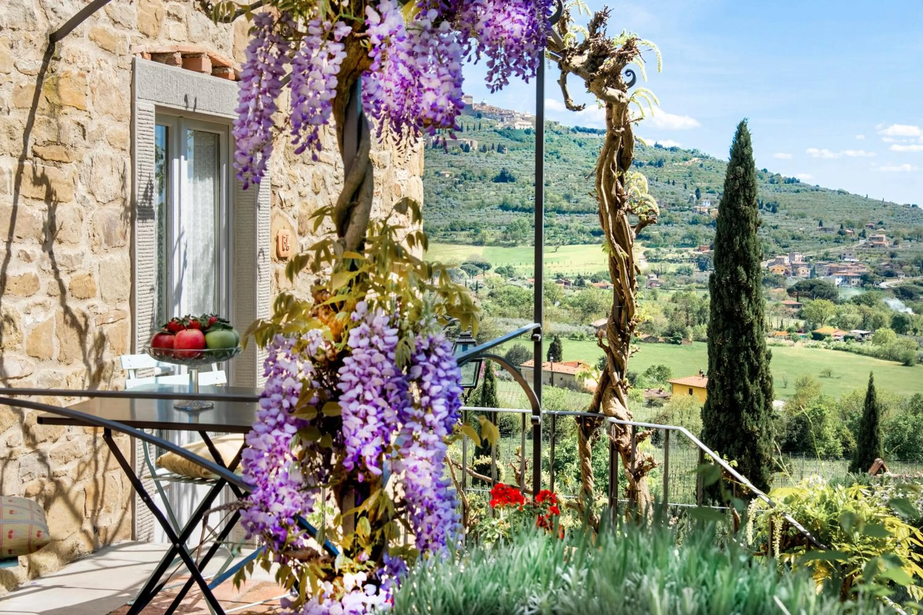 Patio in Il Falconiere Relais & Spa