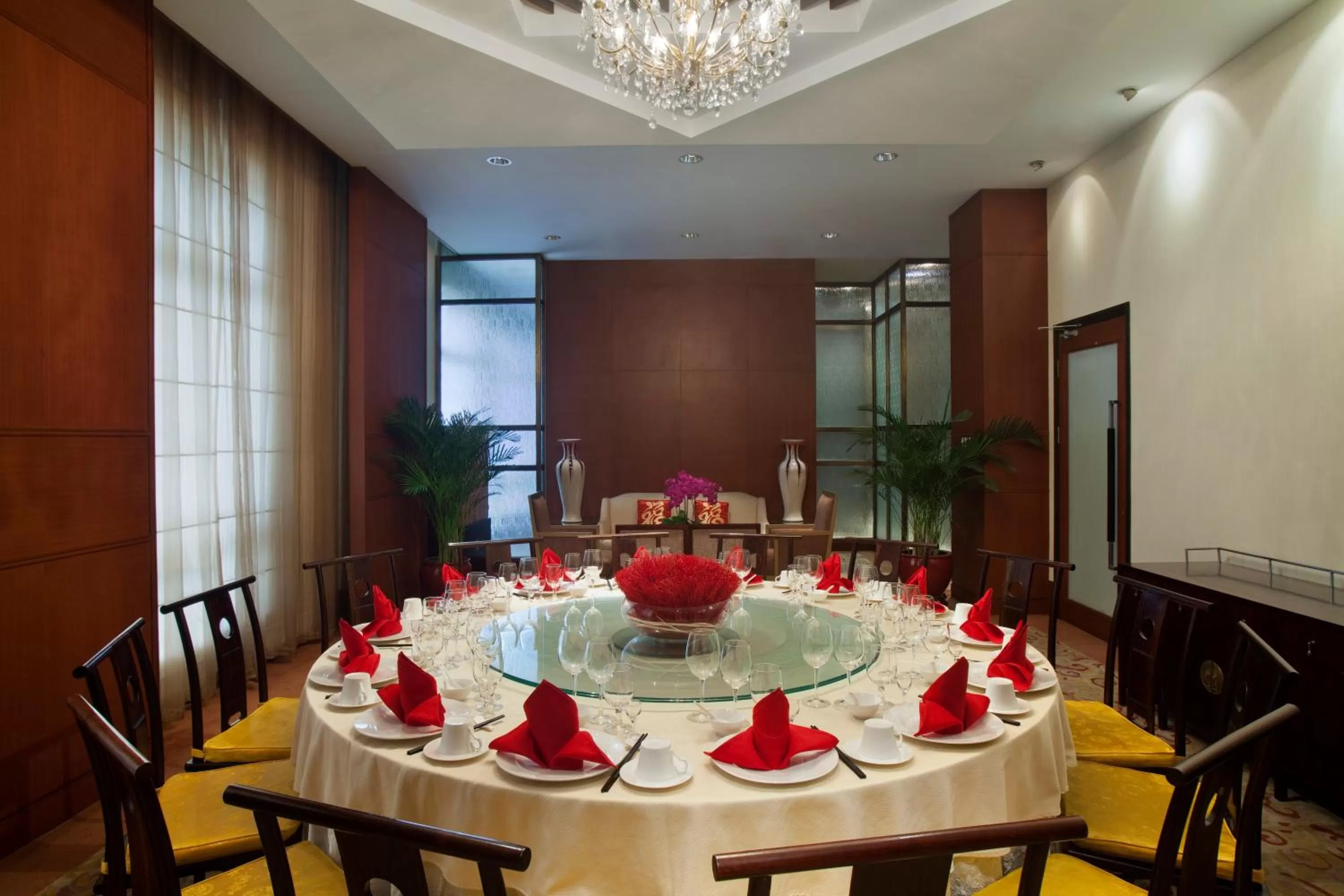 Restaurant/places to eat in Holiday Inn Temple Of Heaven Beijing by IHG