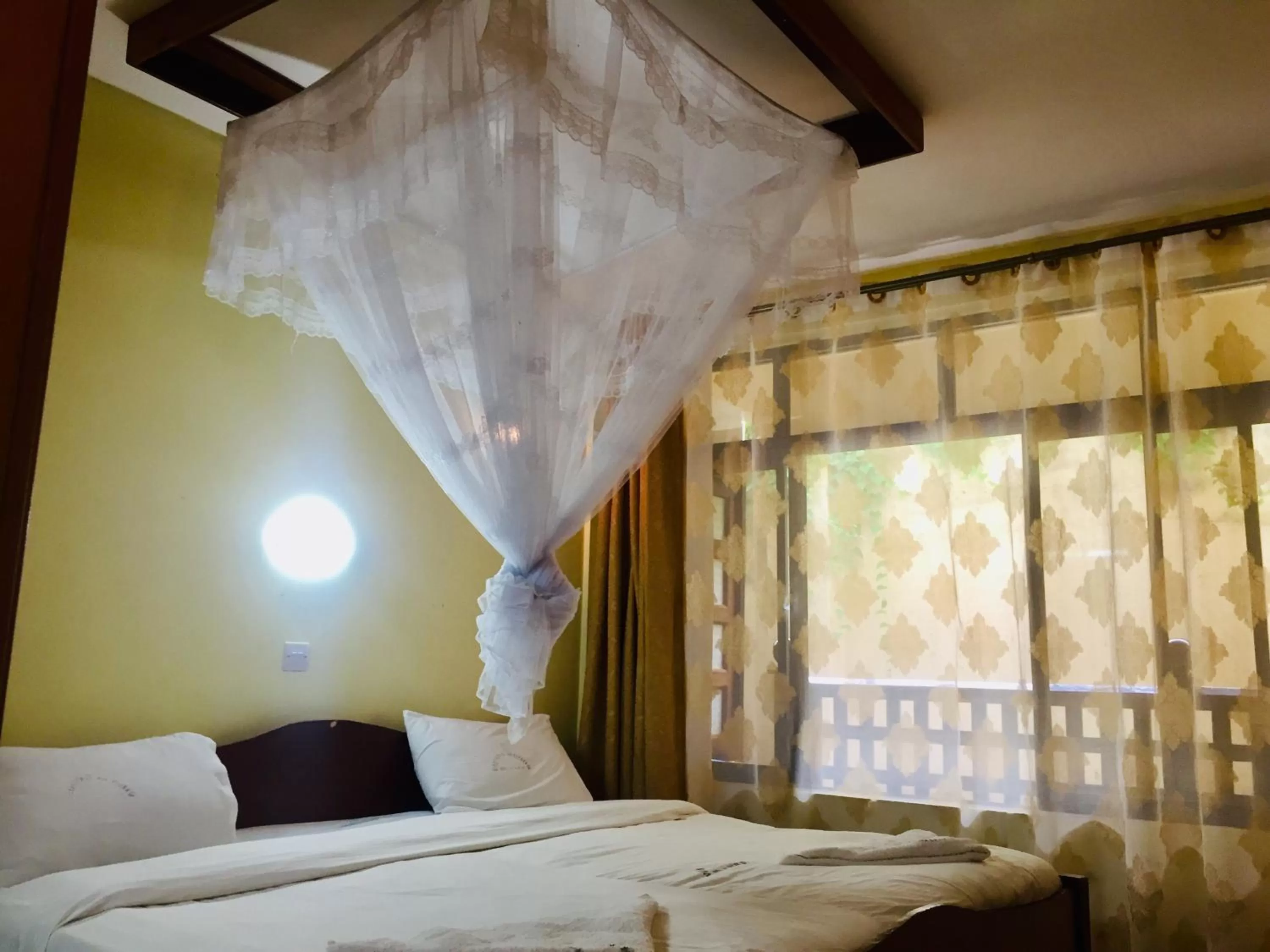 Bed in Vienna Woods Hotel Nakuru