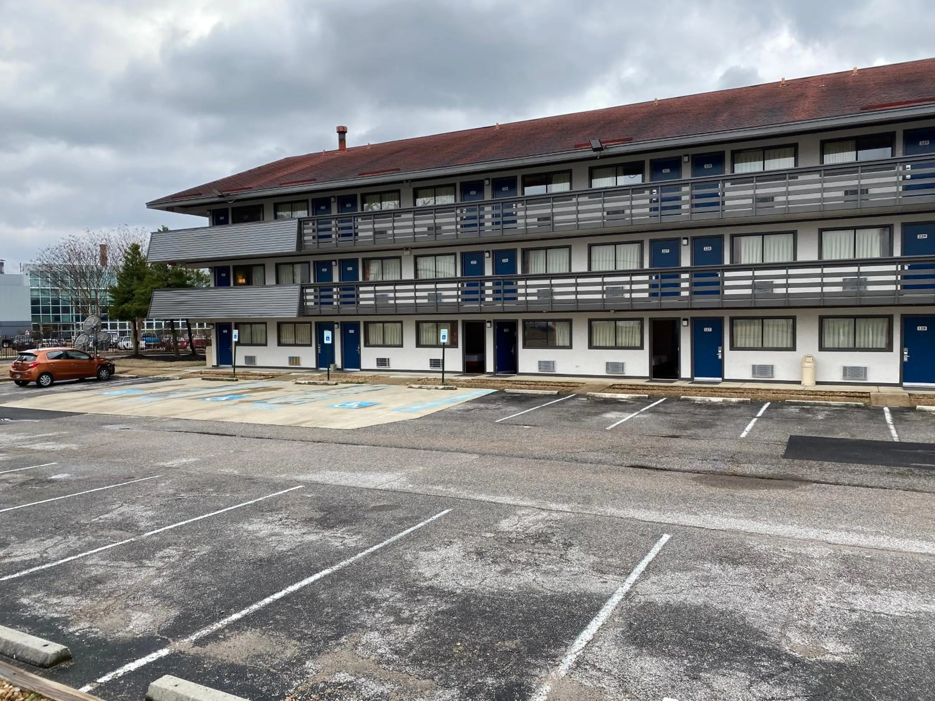 Property building in Motel 6-Memphis, TN - Downtown