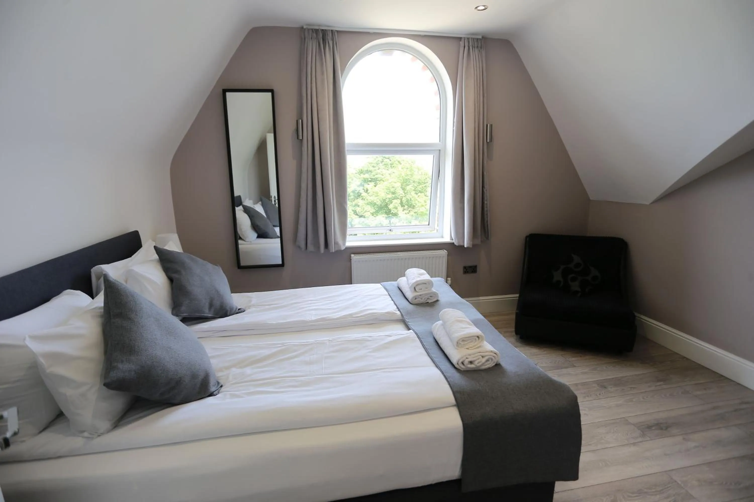 Photo of the whole room, Bed in Hotel Tia