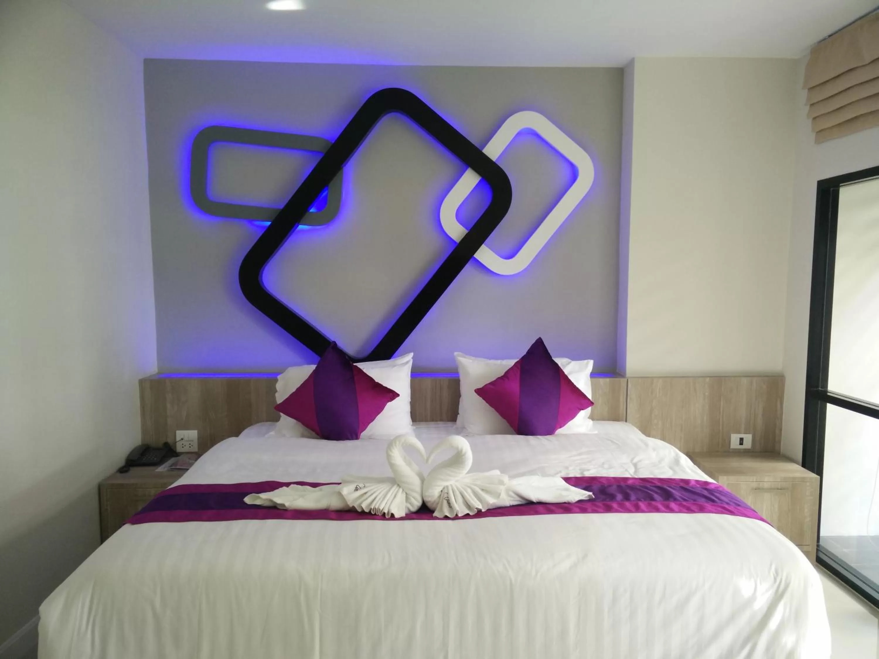 Shower, Bed in Phitsanulok United