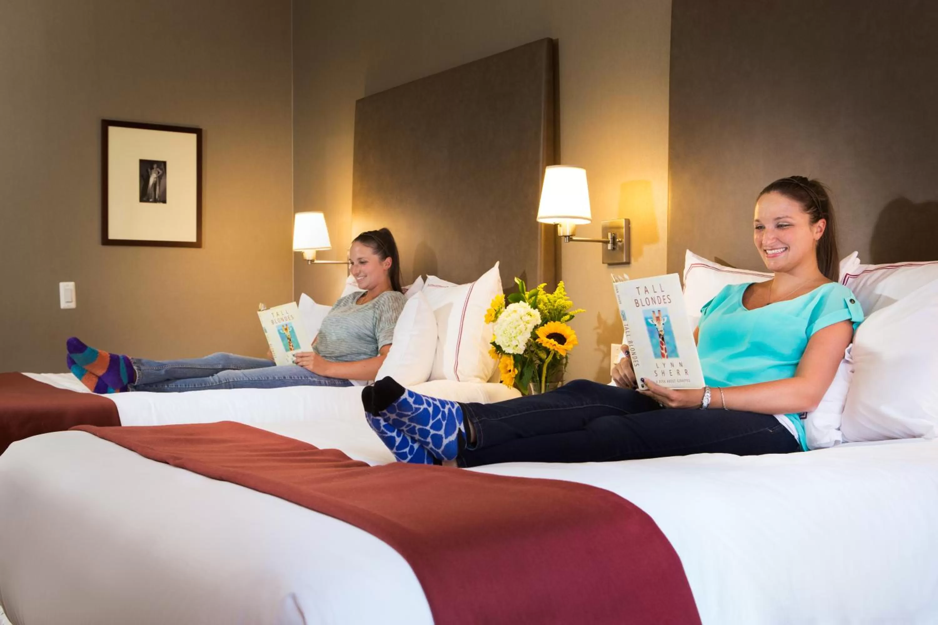 Photo of the whole room, Bed in Hotel Giraffe by Library Hotel Collection