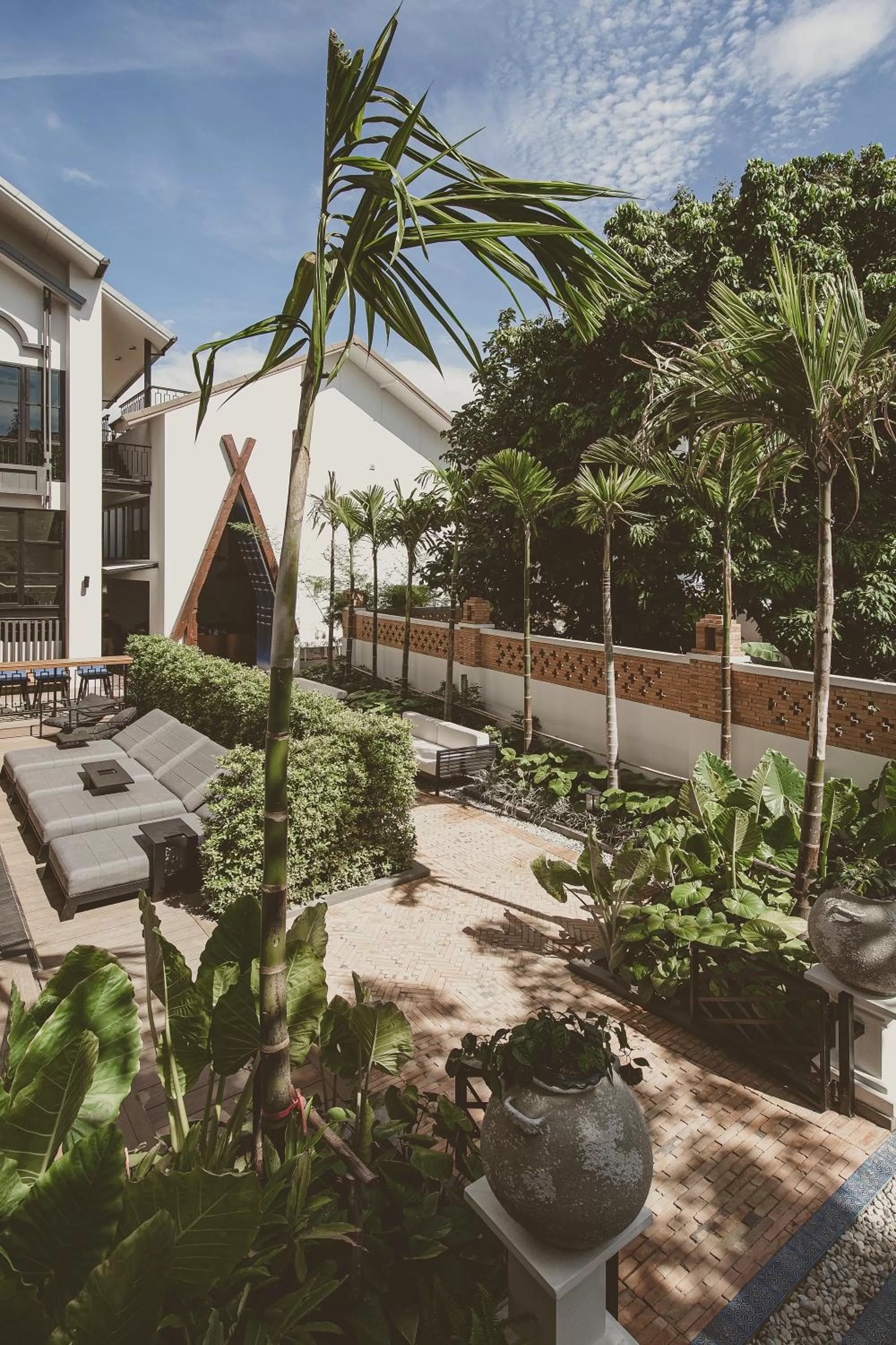 Garden view in THEE Vijit Lanna by TH District