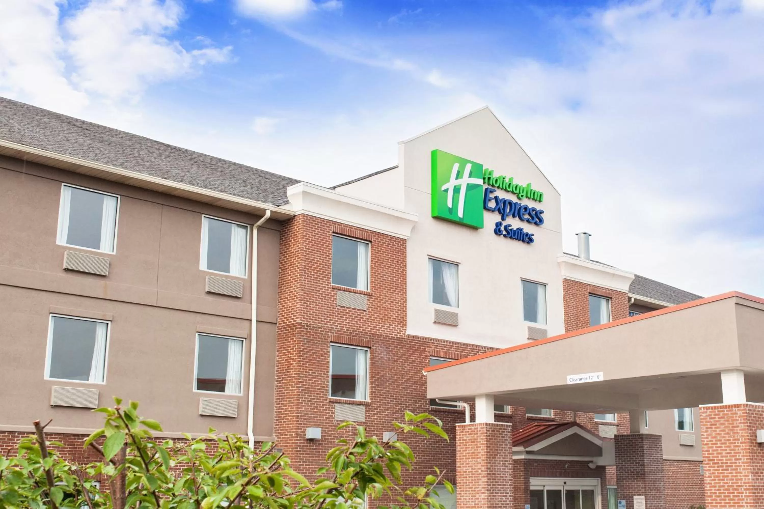 Property building in Holiday Inn Express & Suites Sweetwater by IHG