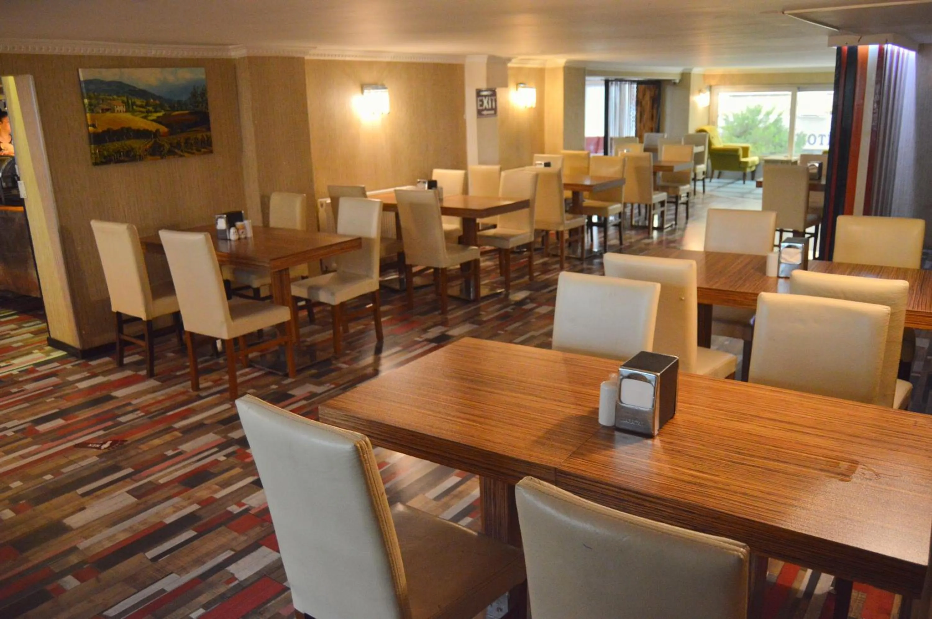 Restaurant/places to eat in Comfort Downtown Istanbul