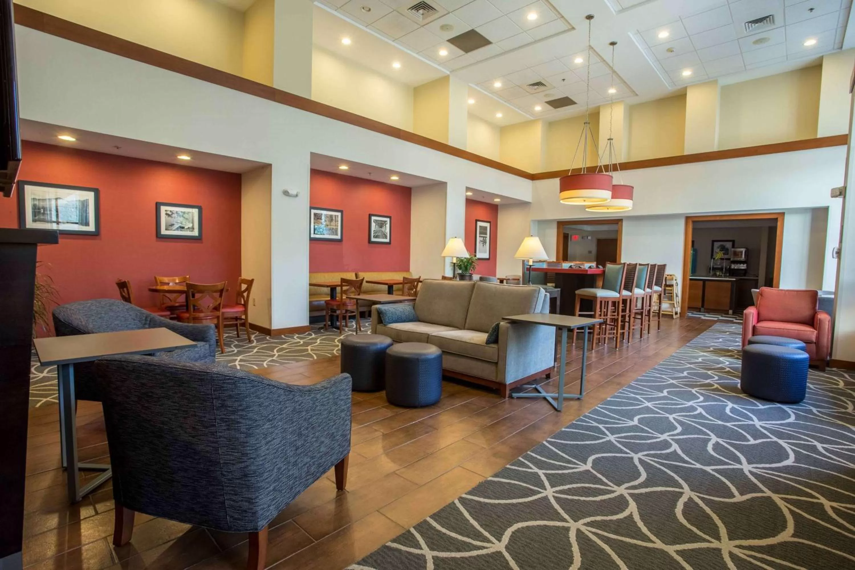 Lobby or reception in Hampton Inn & Suites Tilton