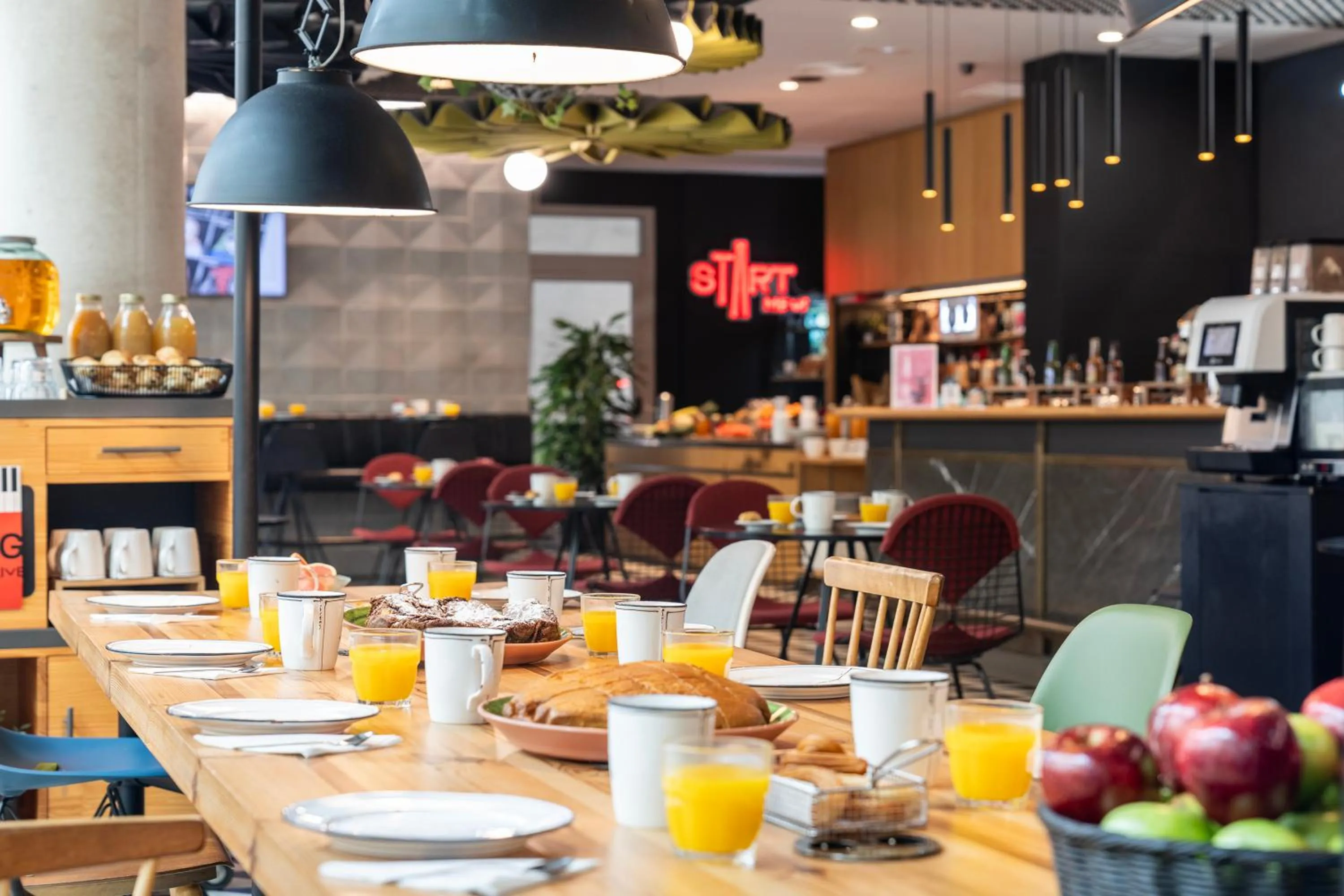 Breakfast in Ibis Barcelona Plaza Glòries 22@
