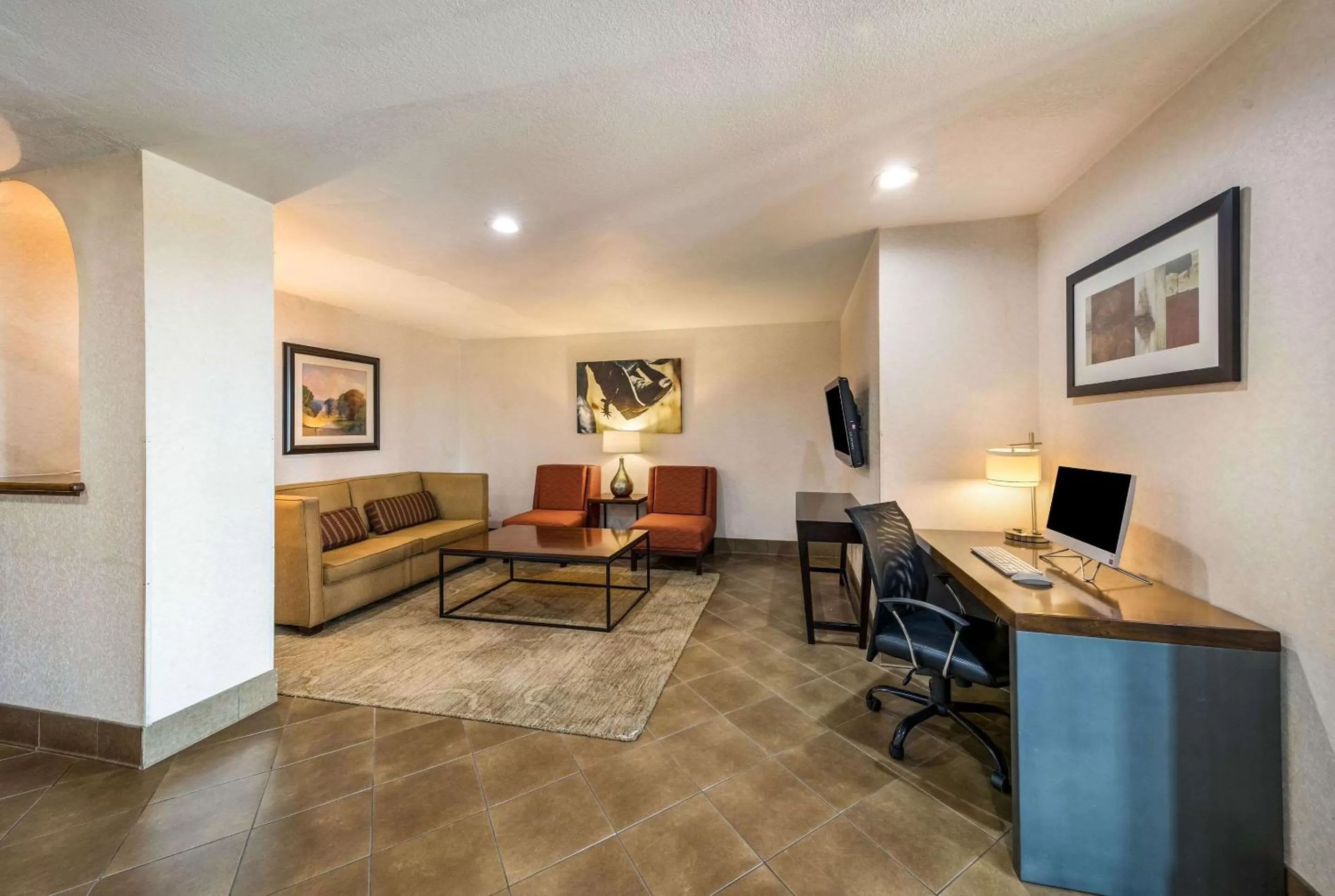 Lobby or reception in Quality Inn & Suites Garland - East Dallas