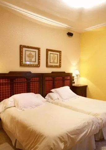 Bed in Hotel Juanito