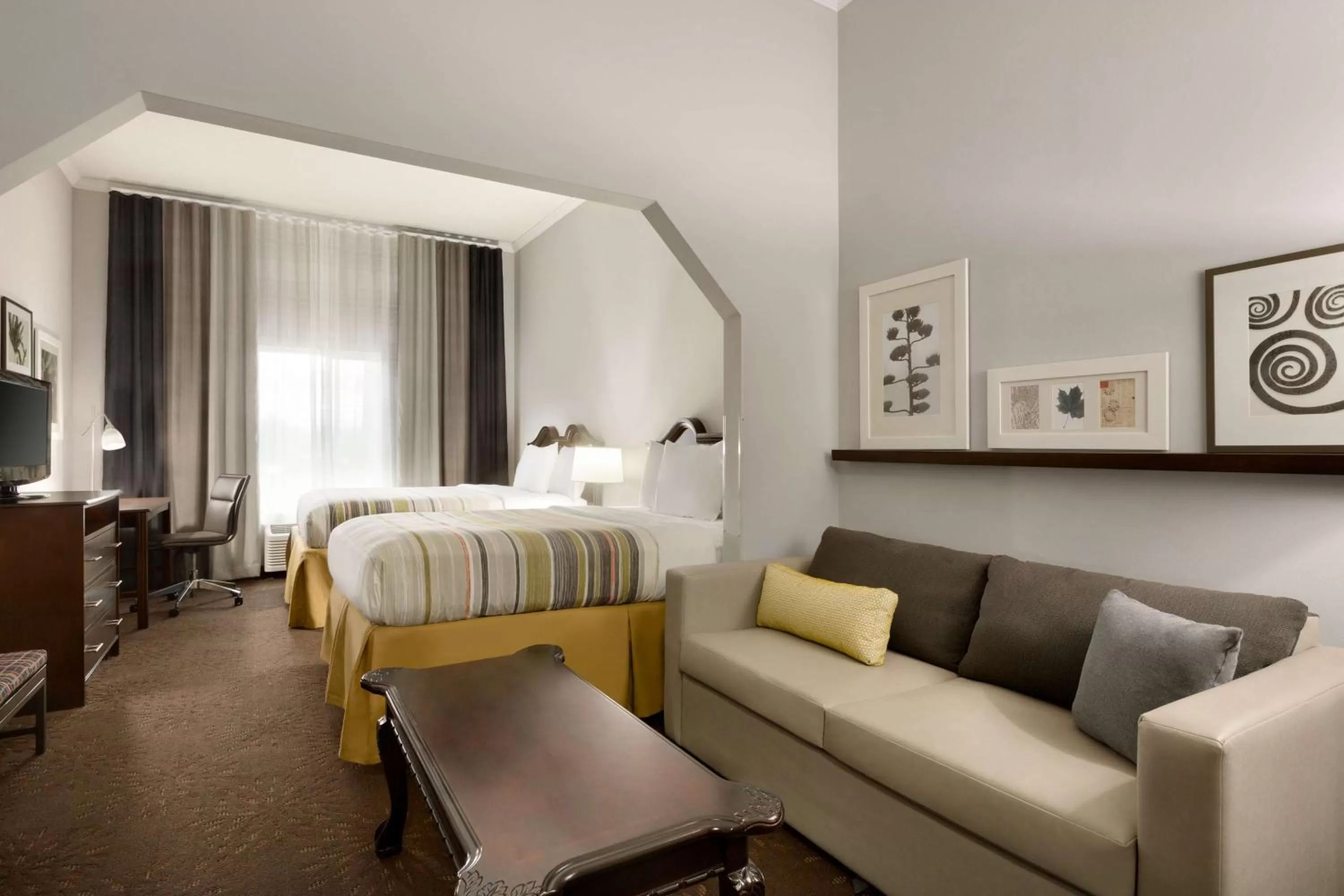 Country Inn & Suites by Radisson, Commerce, GA Near SK Battery Plant