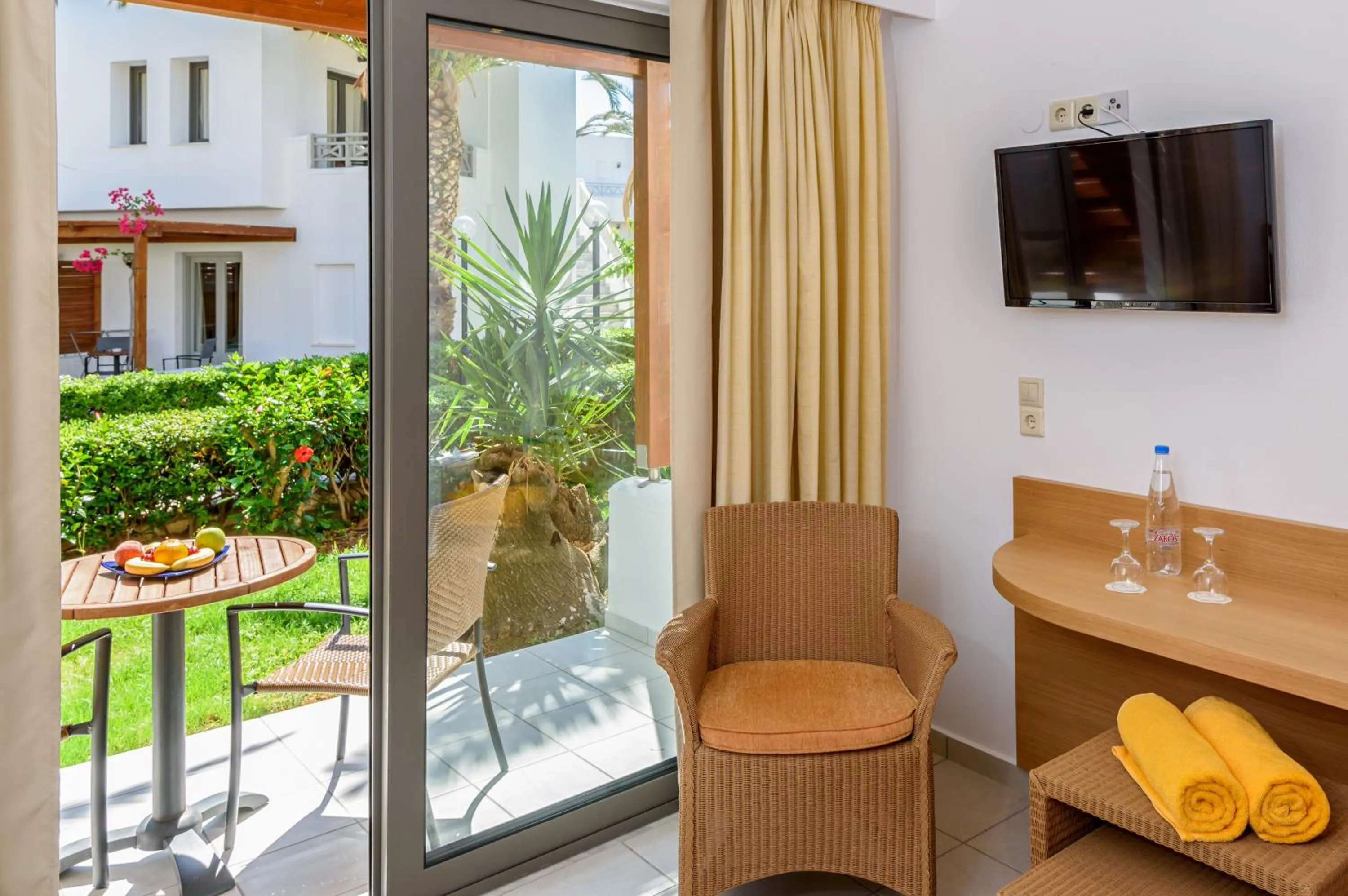 Seating area in Annabelle Beach Resort