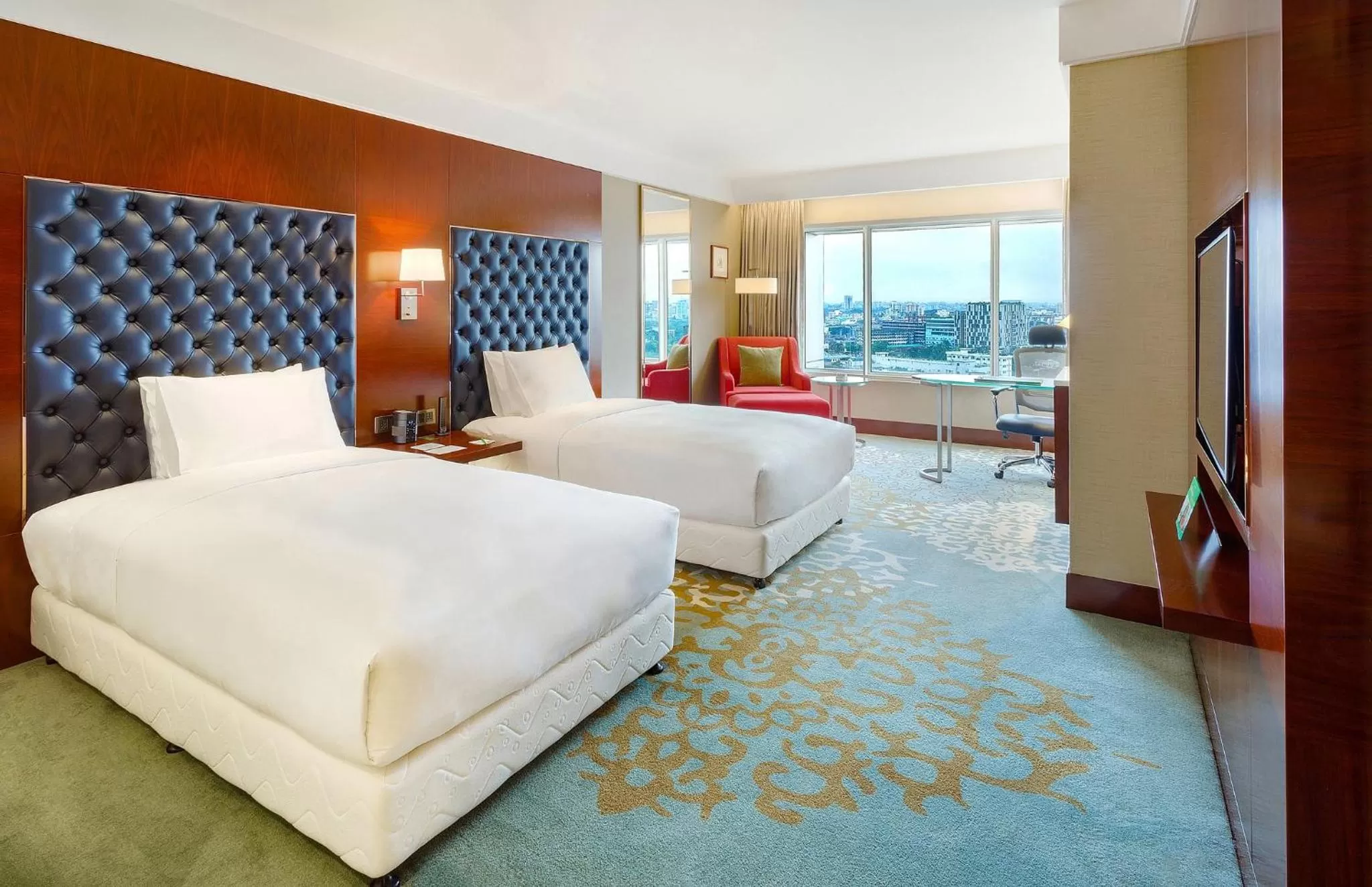 Photo of the whole room, Bed in Holiday Inn Dhaka City Centre by IHG