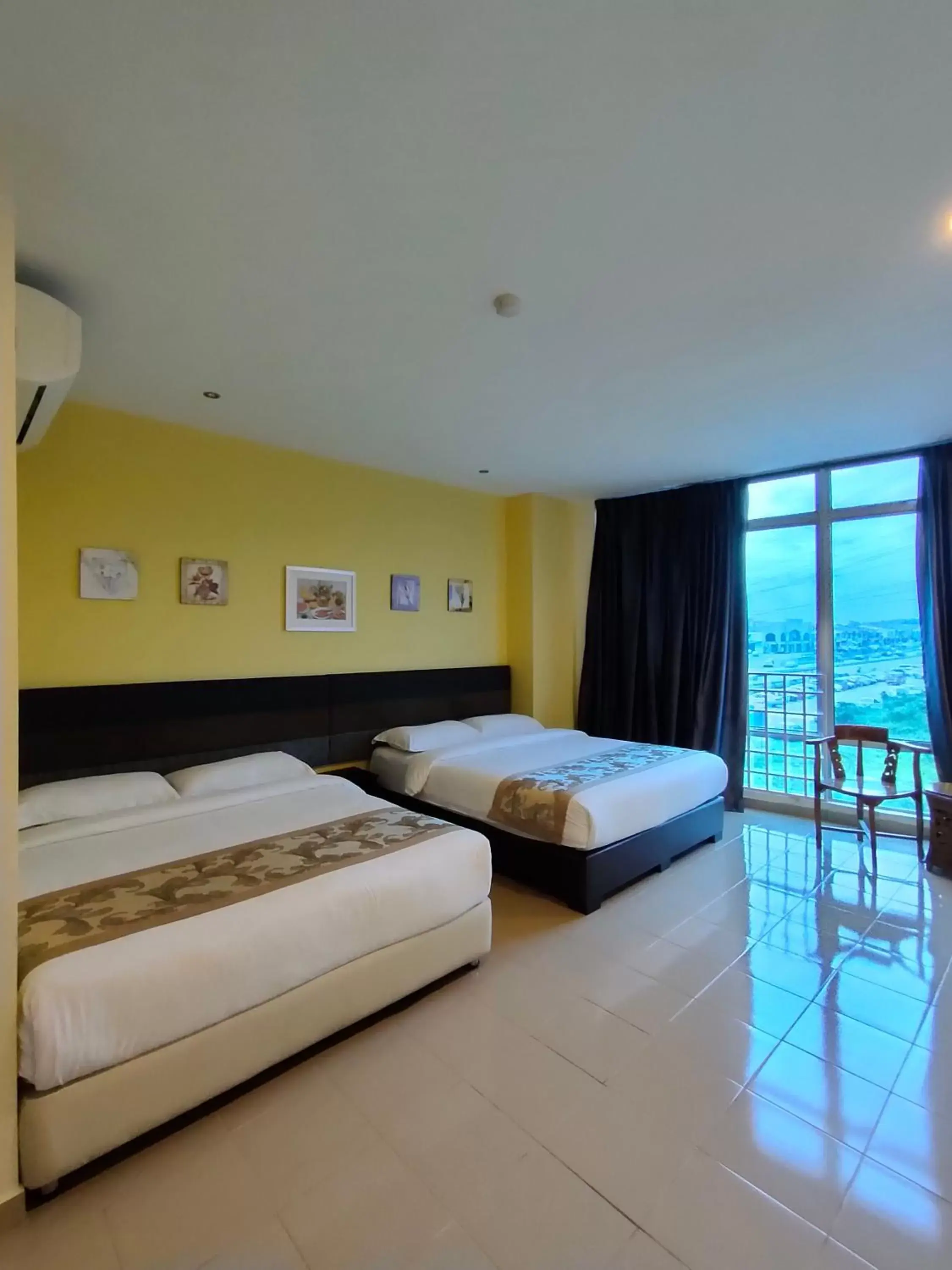 Family Room in TIONG HUA HOTEL Family Room in TIONG HUA HOTEL