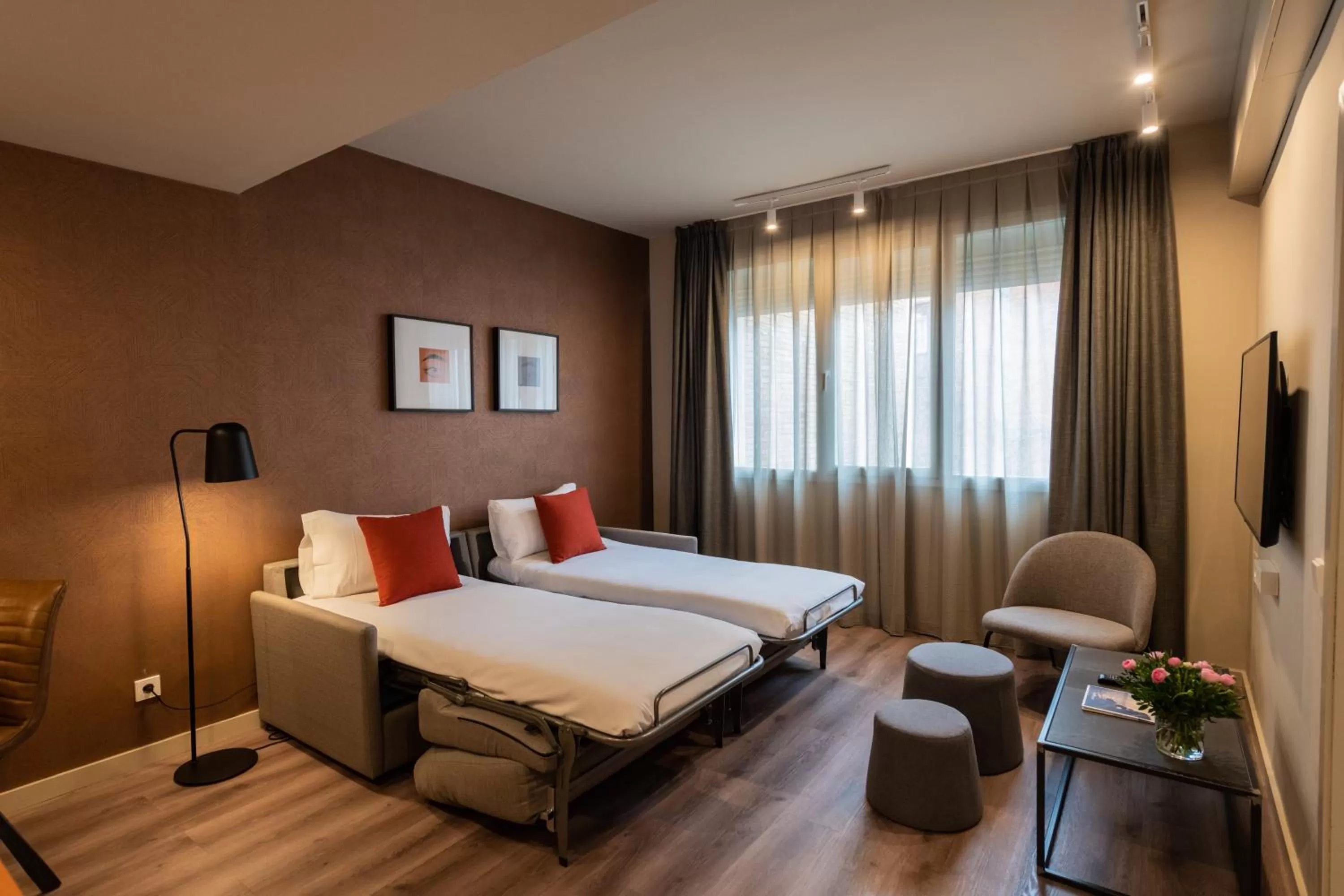 Bedroom, Bed in Atenea Rekord Suites Barcelona
