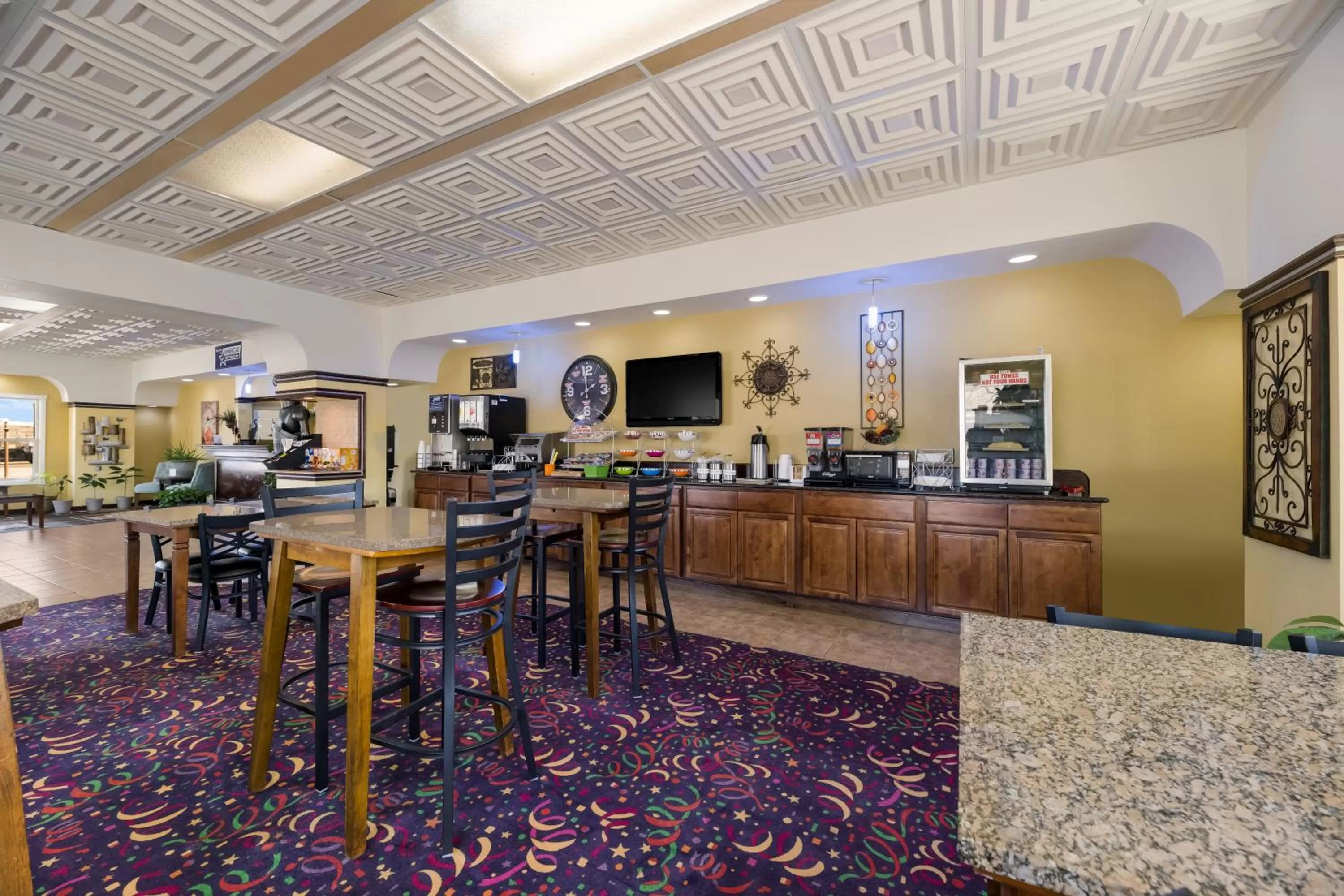 Coffee/tea facilities in Americas Best Value Inn Alpine