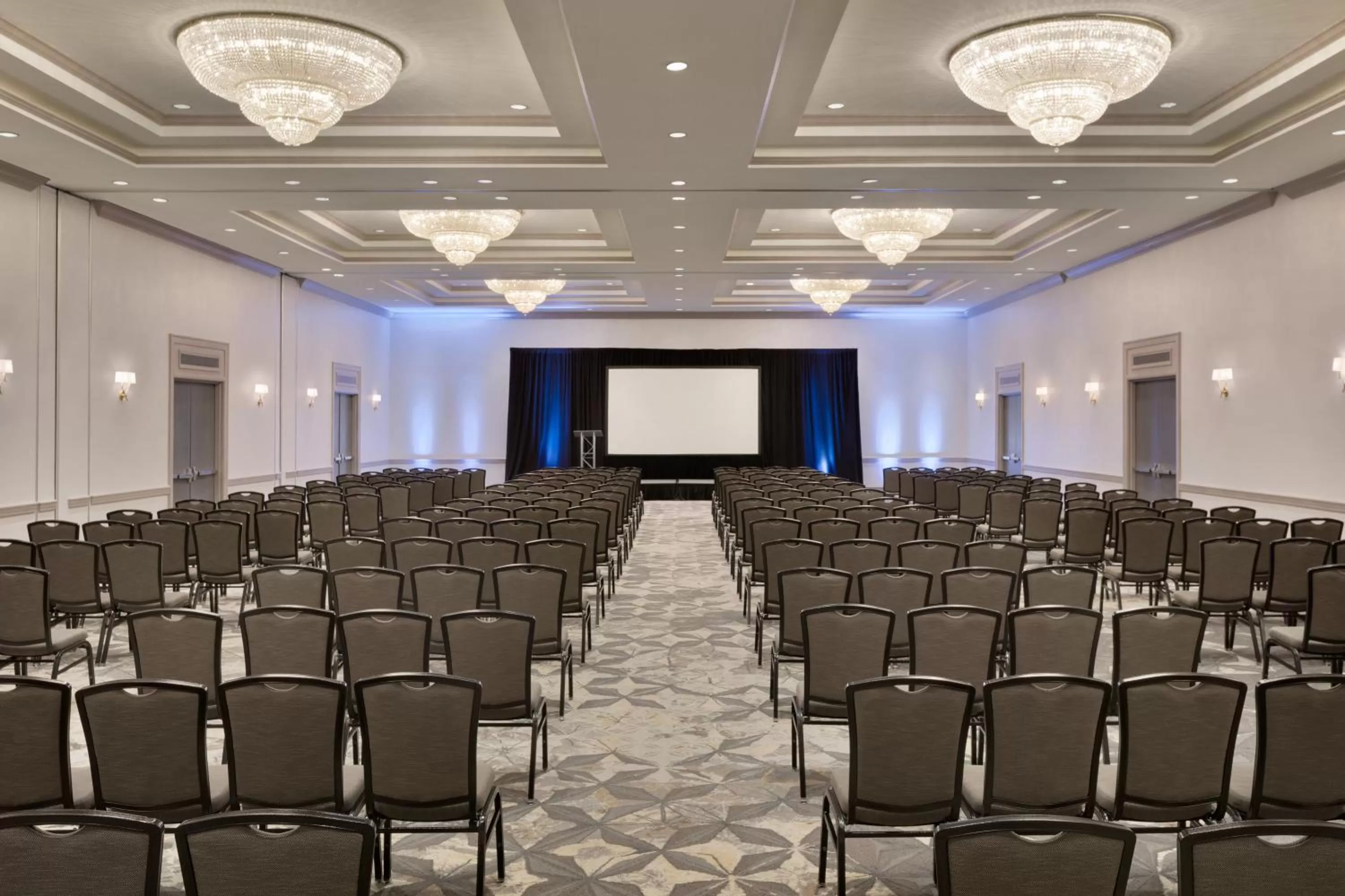 Meeting/conference room in Crowne Plaza College Park - Washington DC by IHG