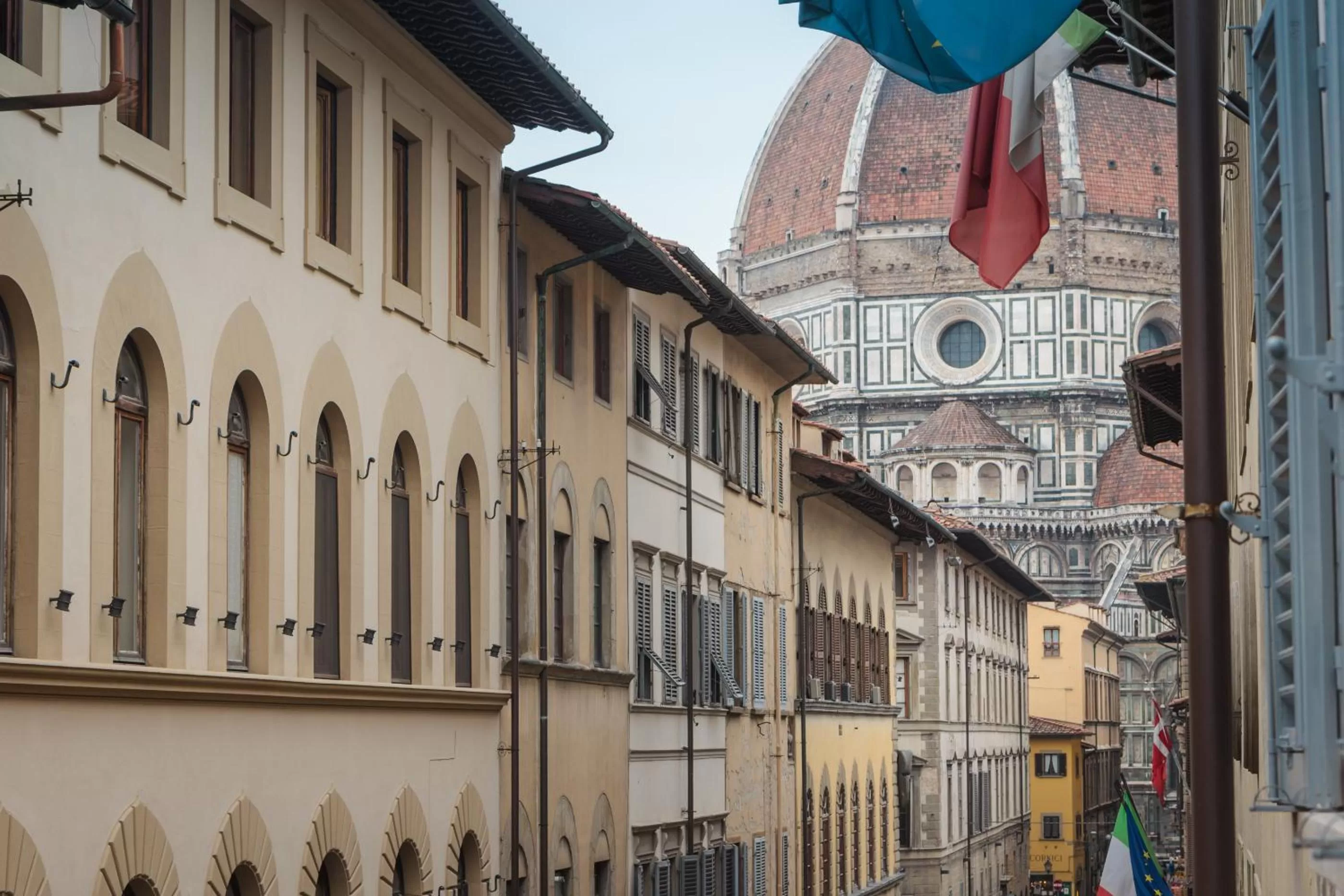 Property building in Canto dei Servi