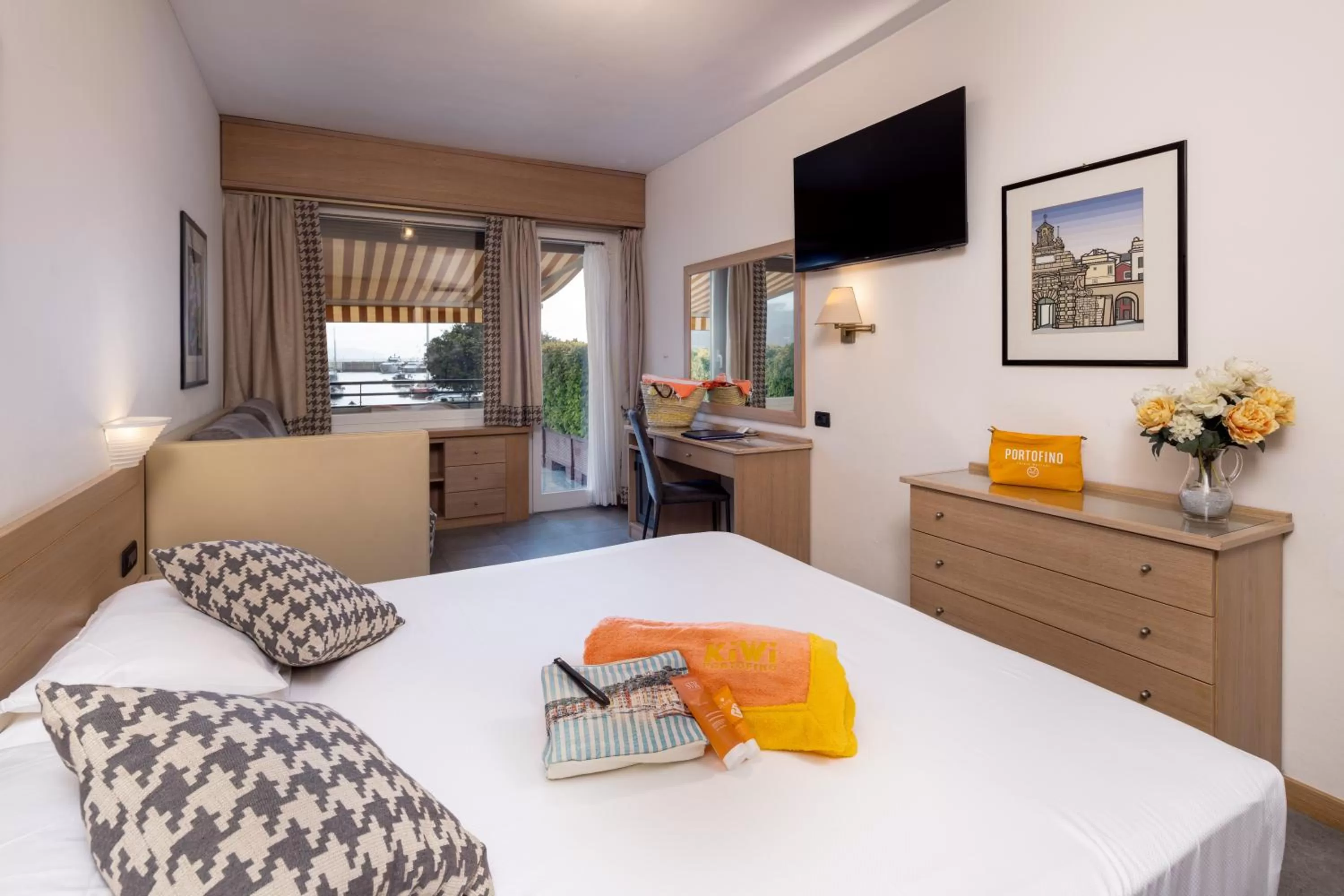 Bedroom, Bed in Hotel Laurin