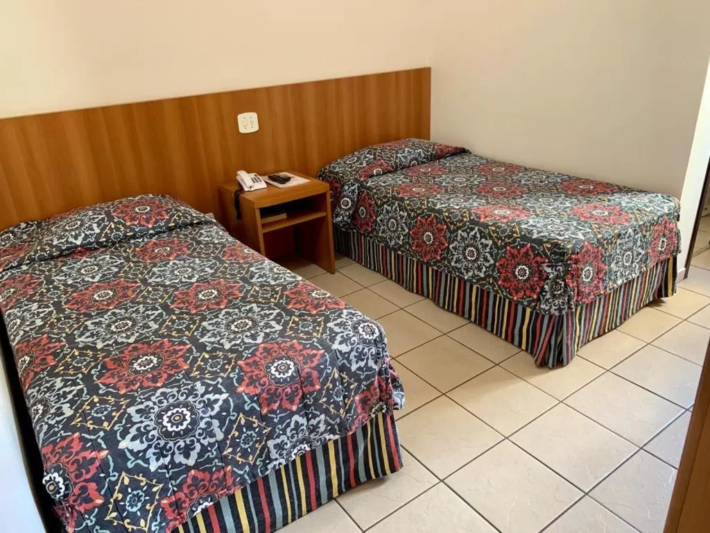 Bed in Hotel Flat Alameda