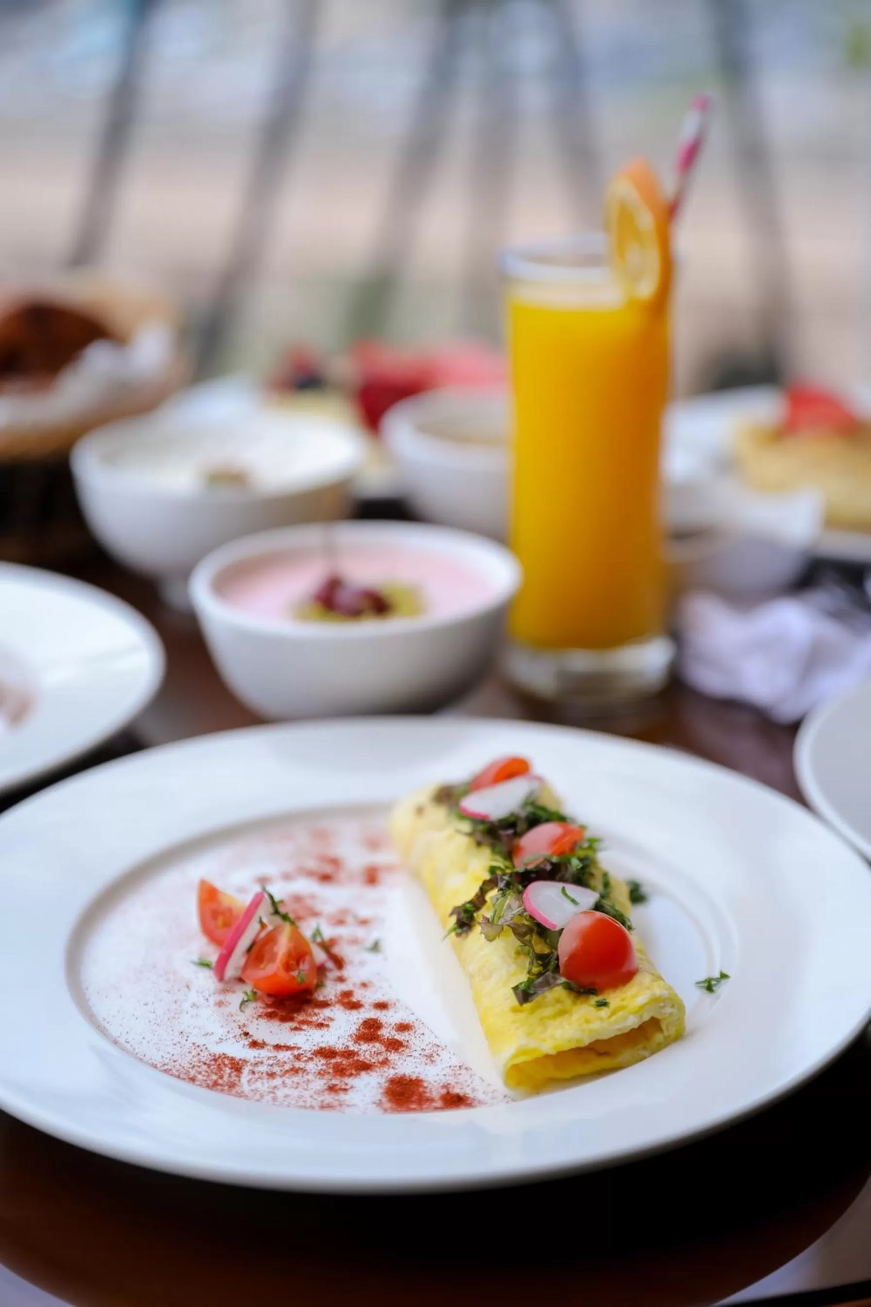 Food and drinks in Mövenpick Hotel Jeddah