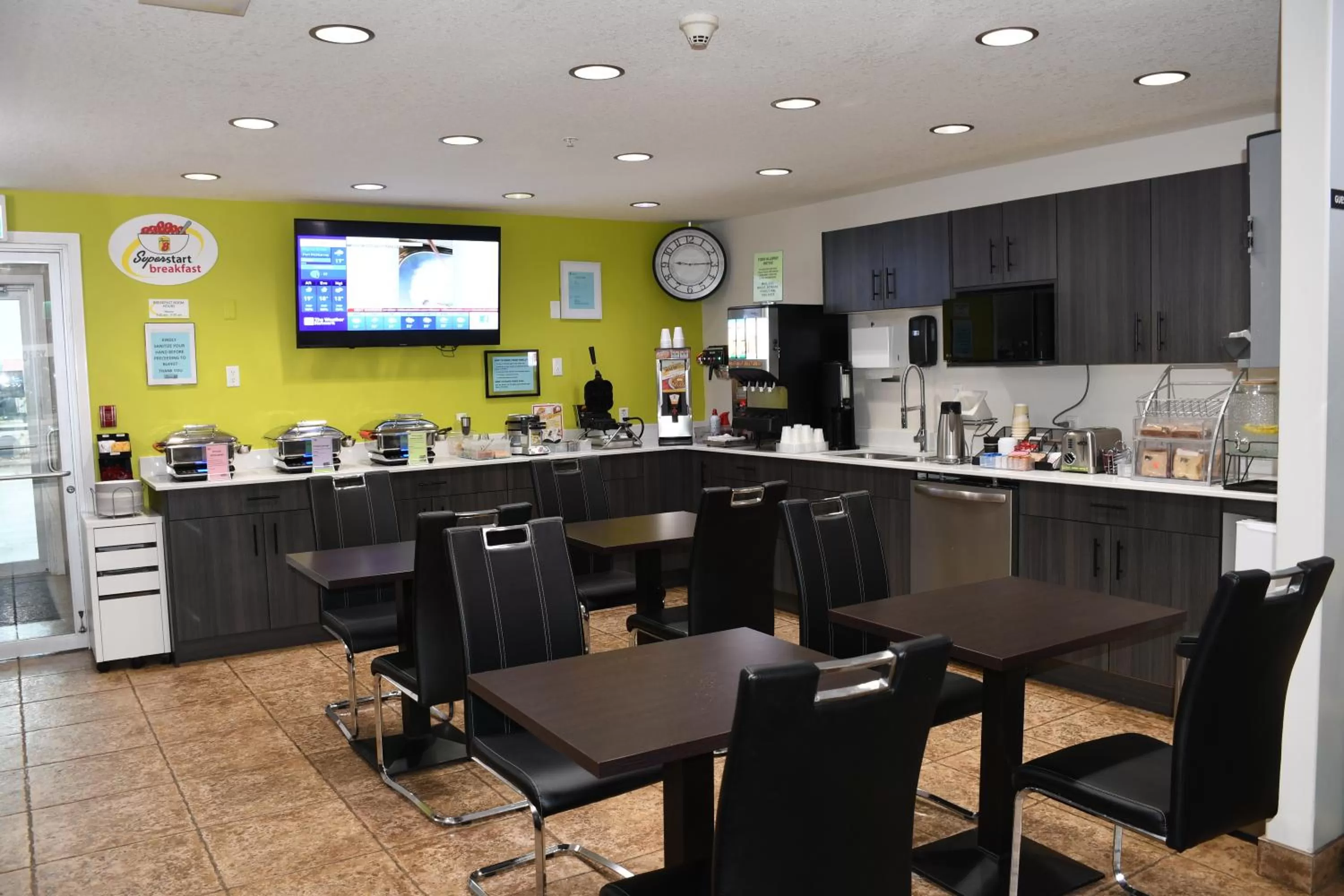 Breakfast in Super 8 by Wyndham Fort McMurray