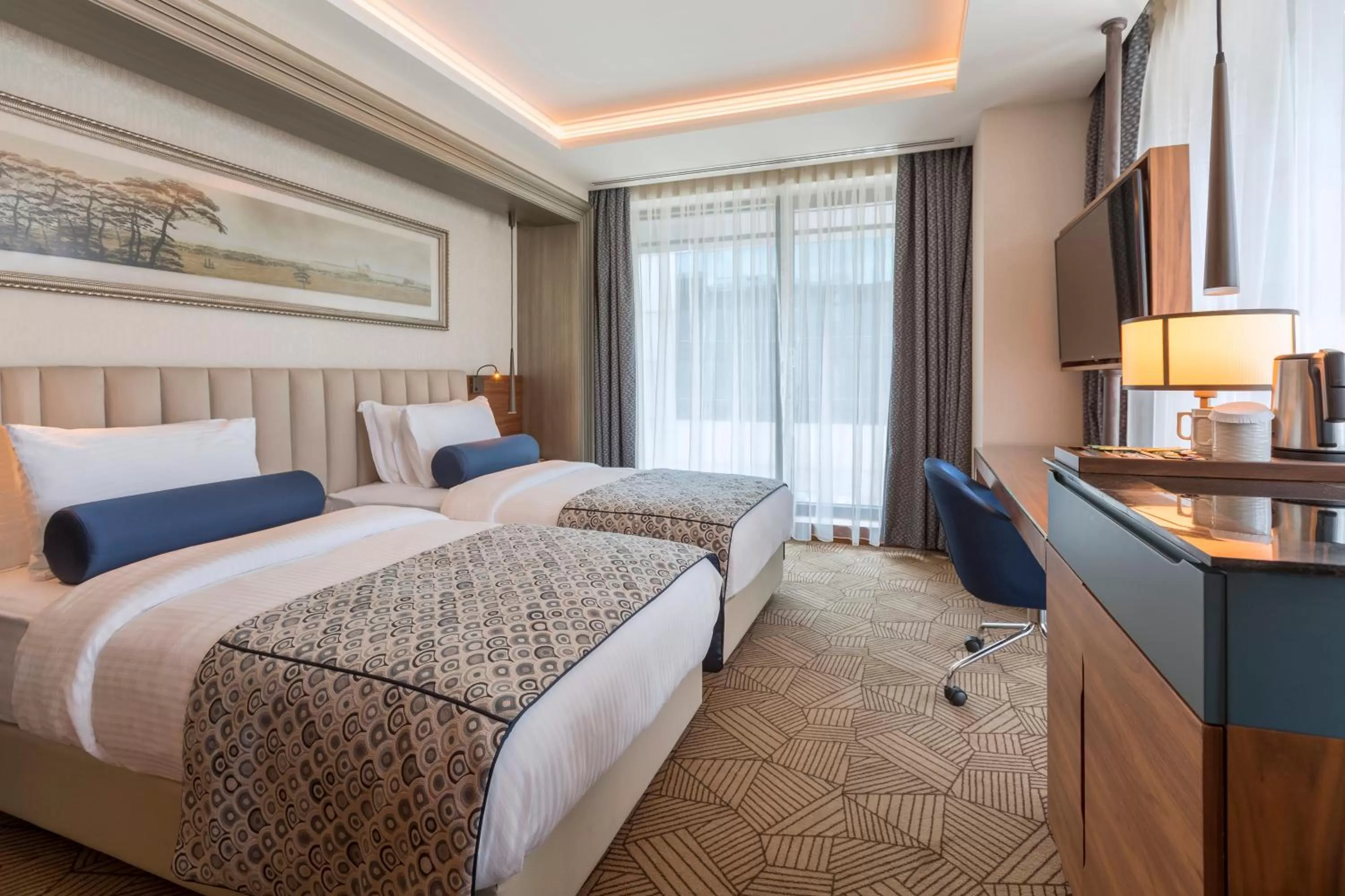 Bed in Golden Tulip Istanbul Bayrampasa