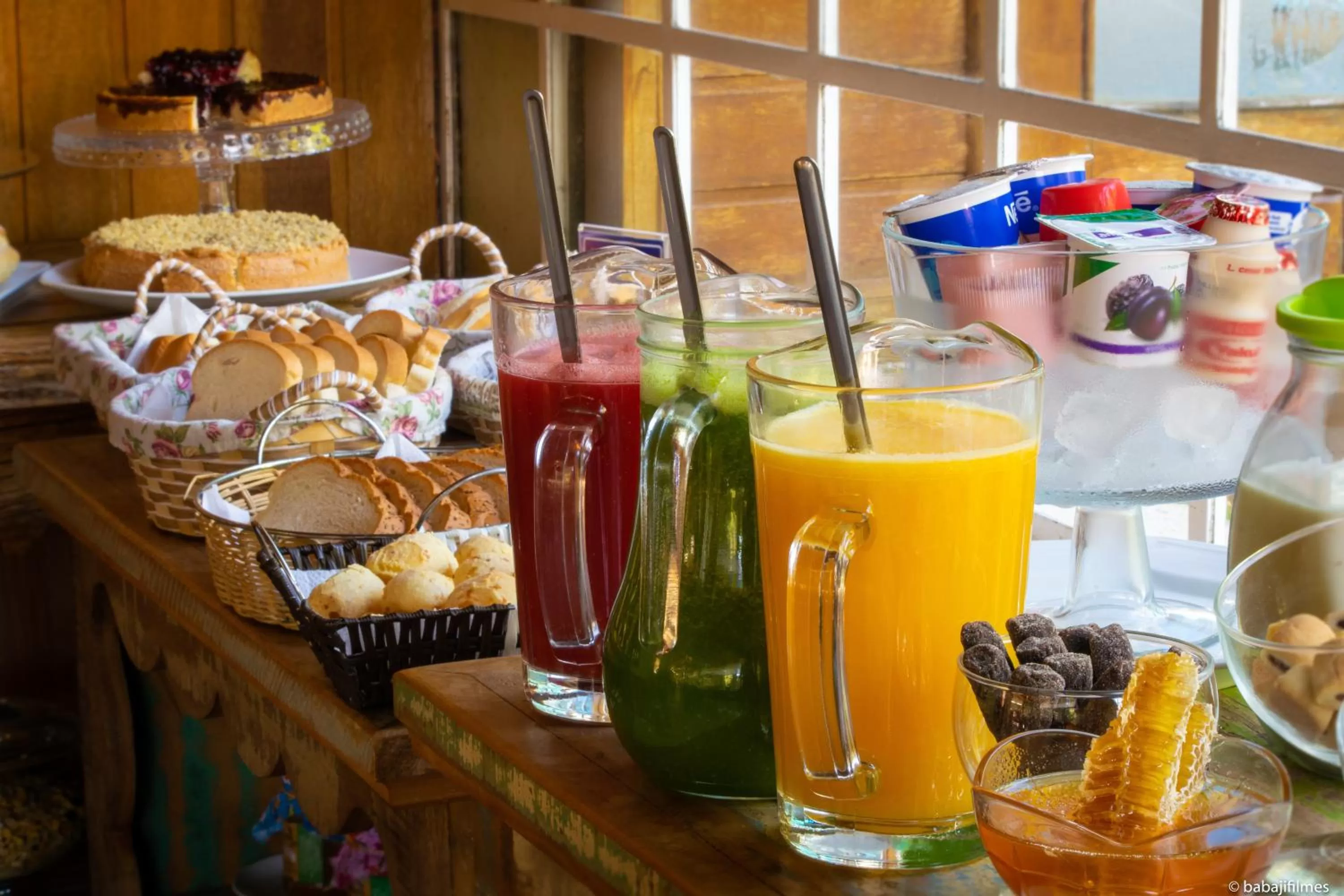 Buffet breakfast in Pousada Serra Villena