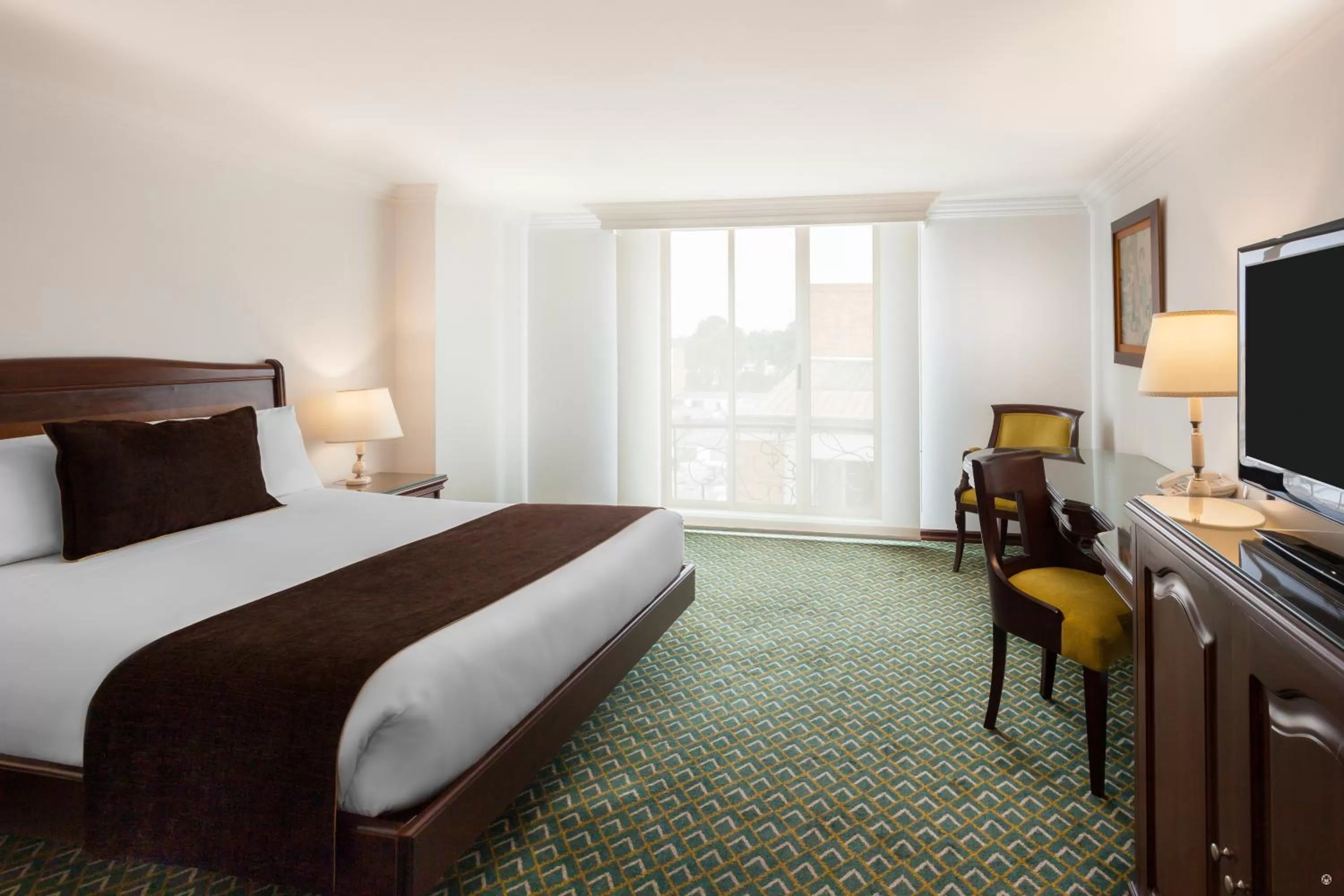 Bedroom, Bed in Hotel Embassy Park