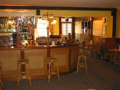 Lounge or bar in Burton Hotel