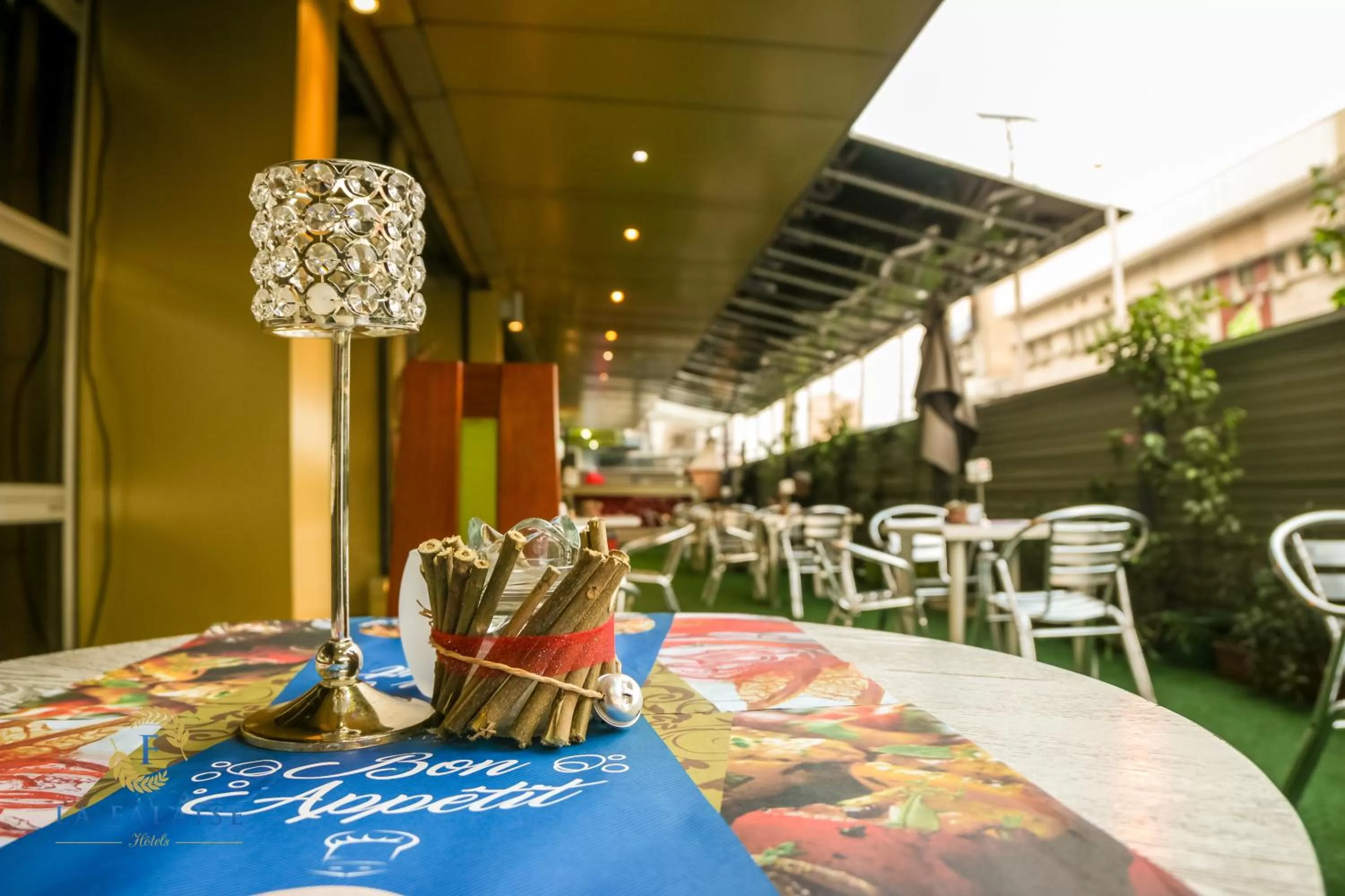 Patio in Hotel Résidence La Falaise