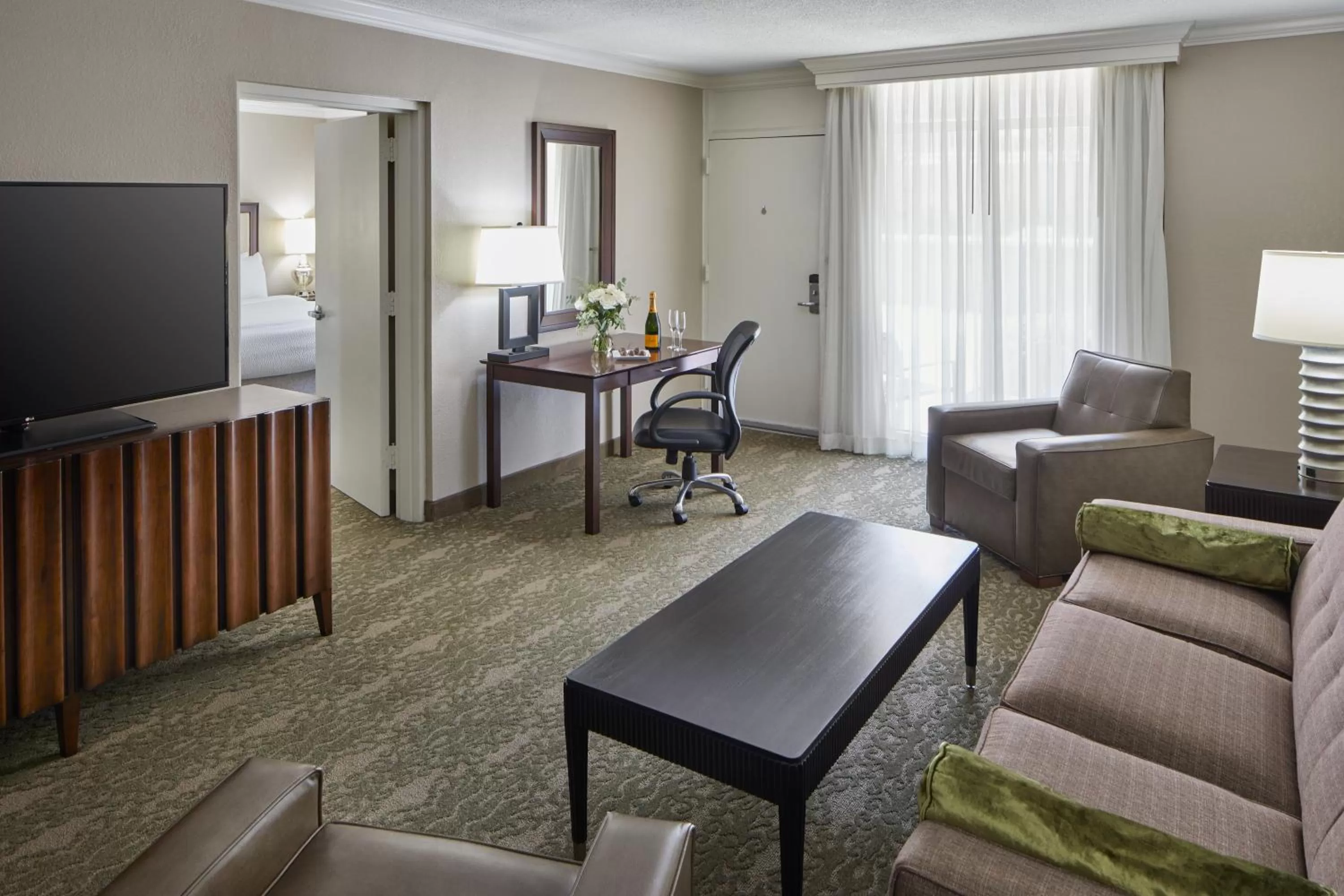 Guests in Ohio University Inn and Conference Center