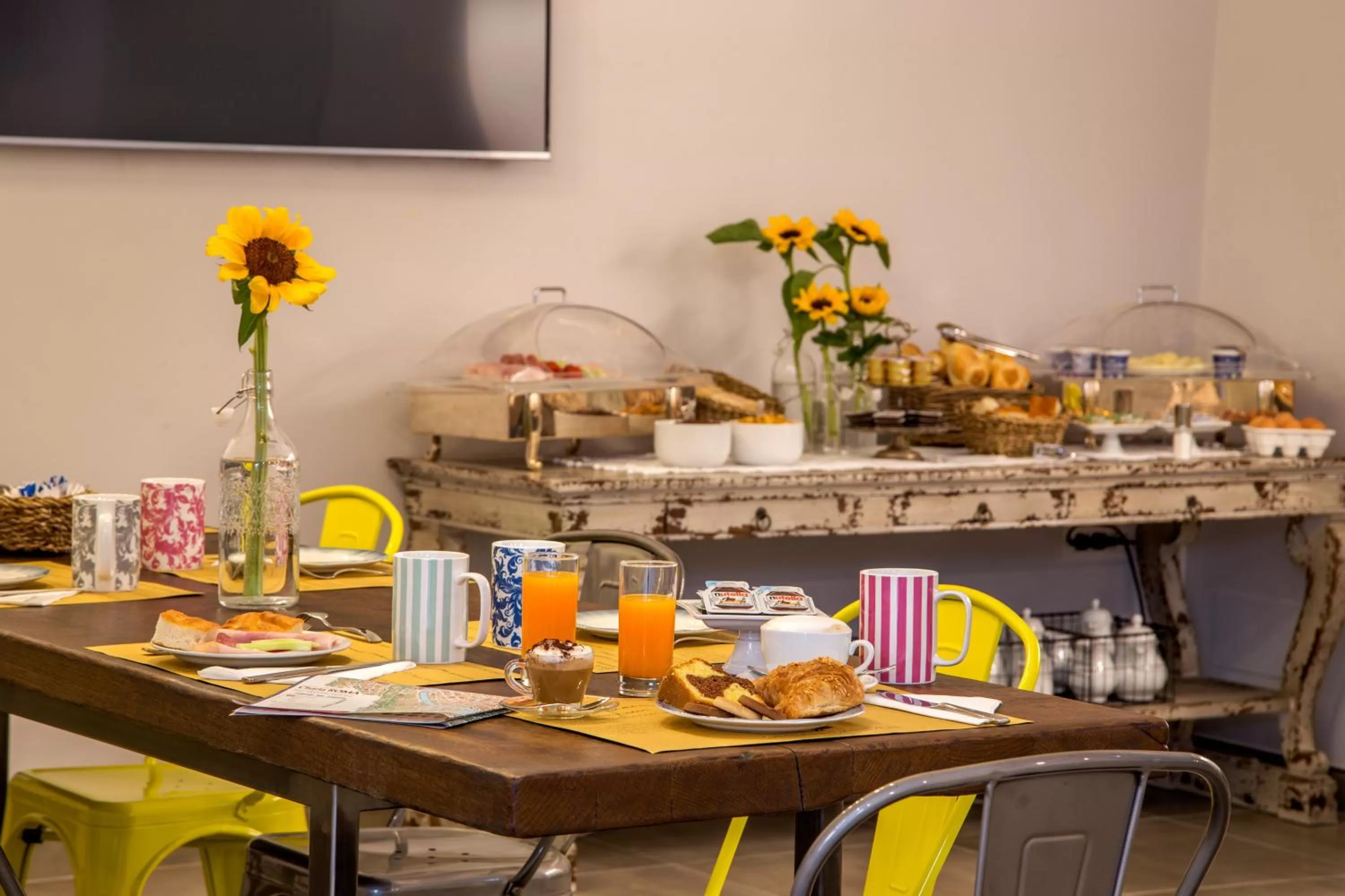 Restaurant/places to eat in Urban Garden Hotel