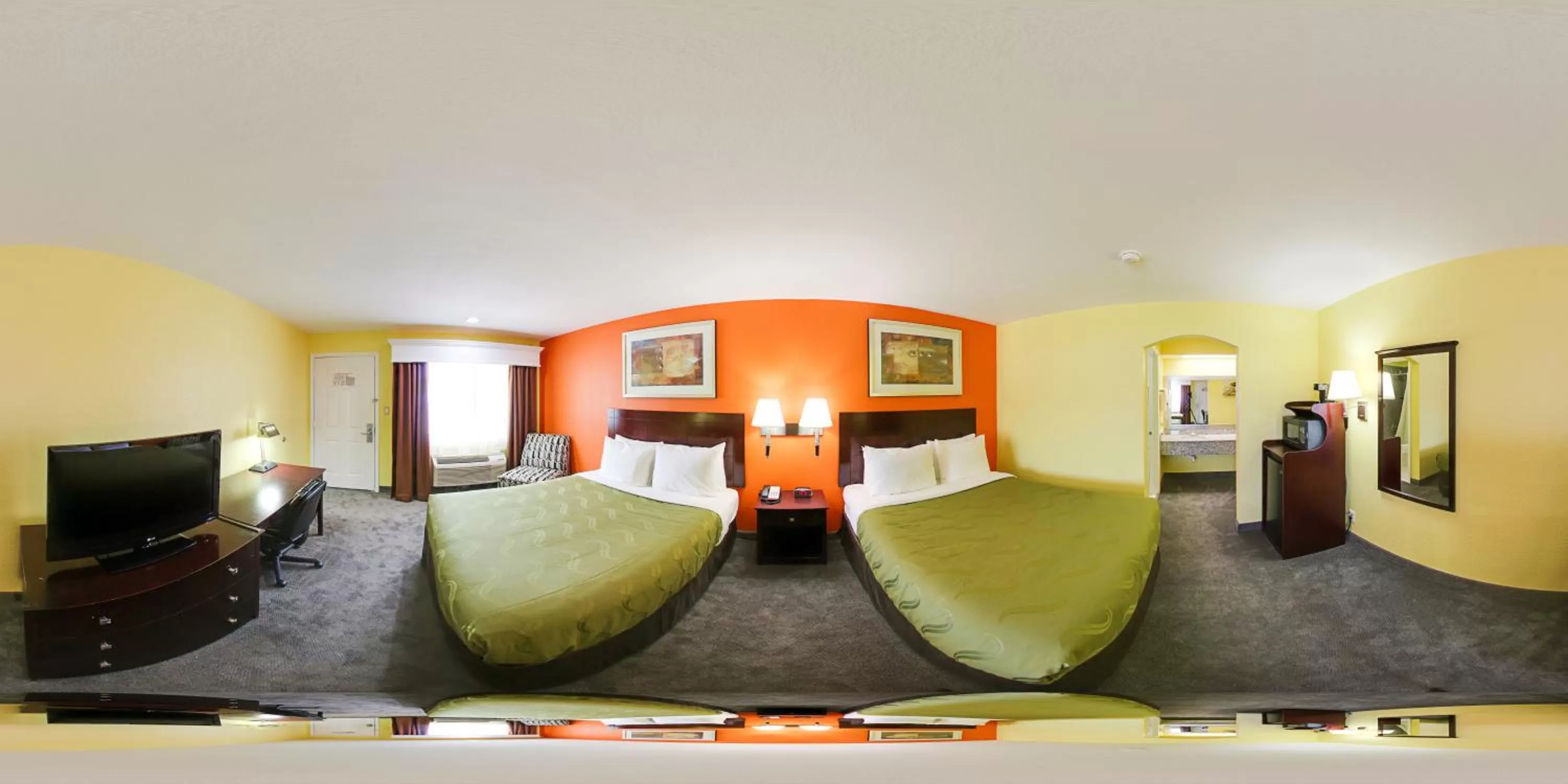 Bedroom, Bed in Quality Inn Carthage