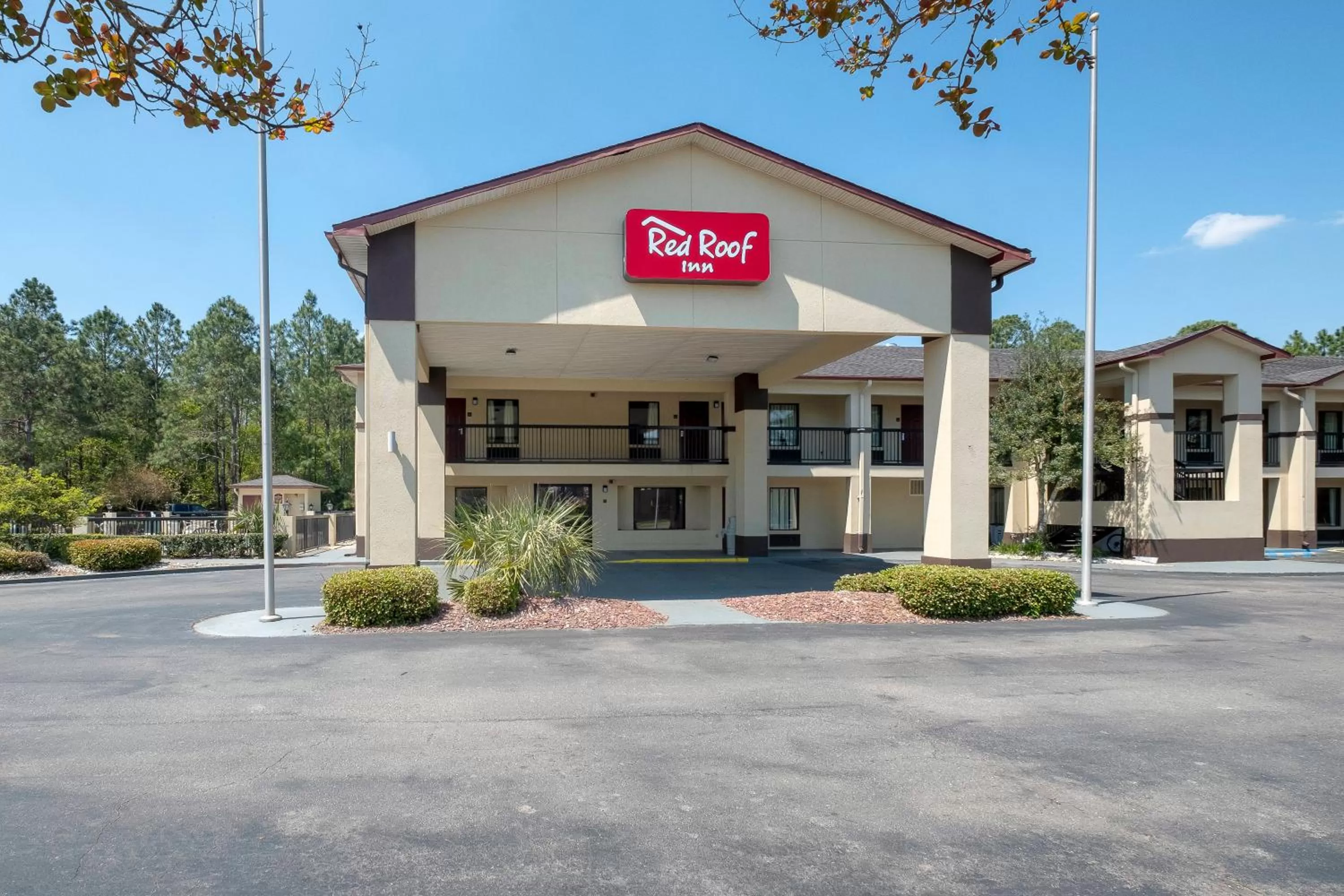Property building in Red Roof Inn Gulf Shores