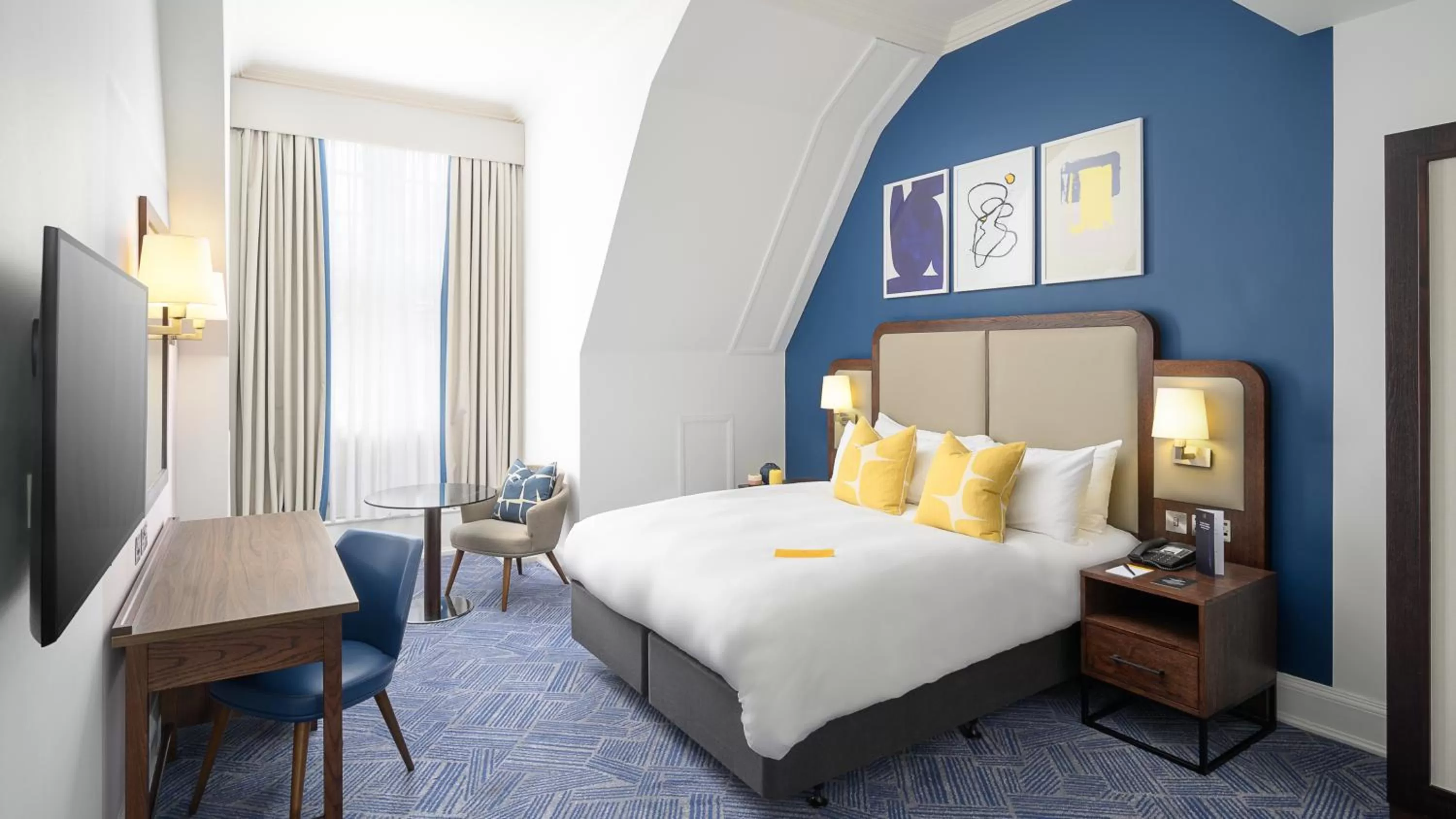 Bedroom, Bed in voco Grand Central Glasgow by IHG