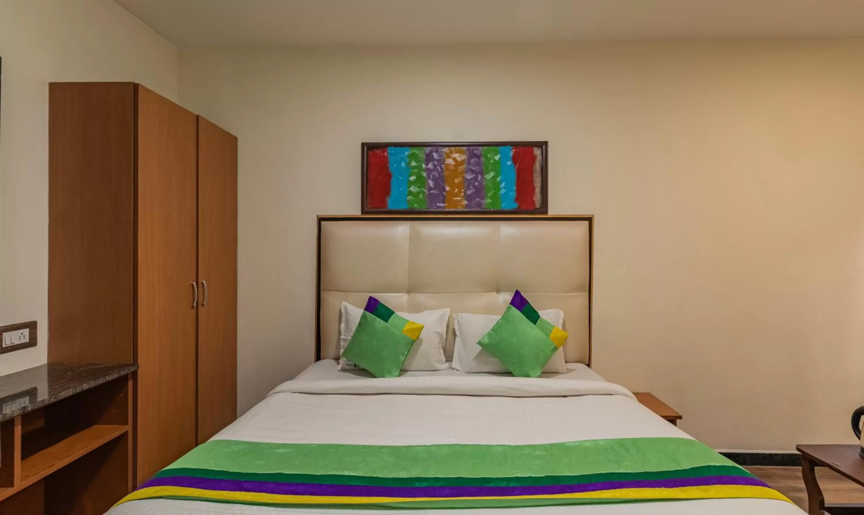 Deluxe Room in Treebo Kodai Kings Park, 650 M From Kodai Lake Deluxe Room in Treebo Kodai Kings Park, 650 M From Kodai Lake