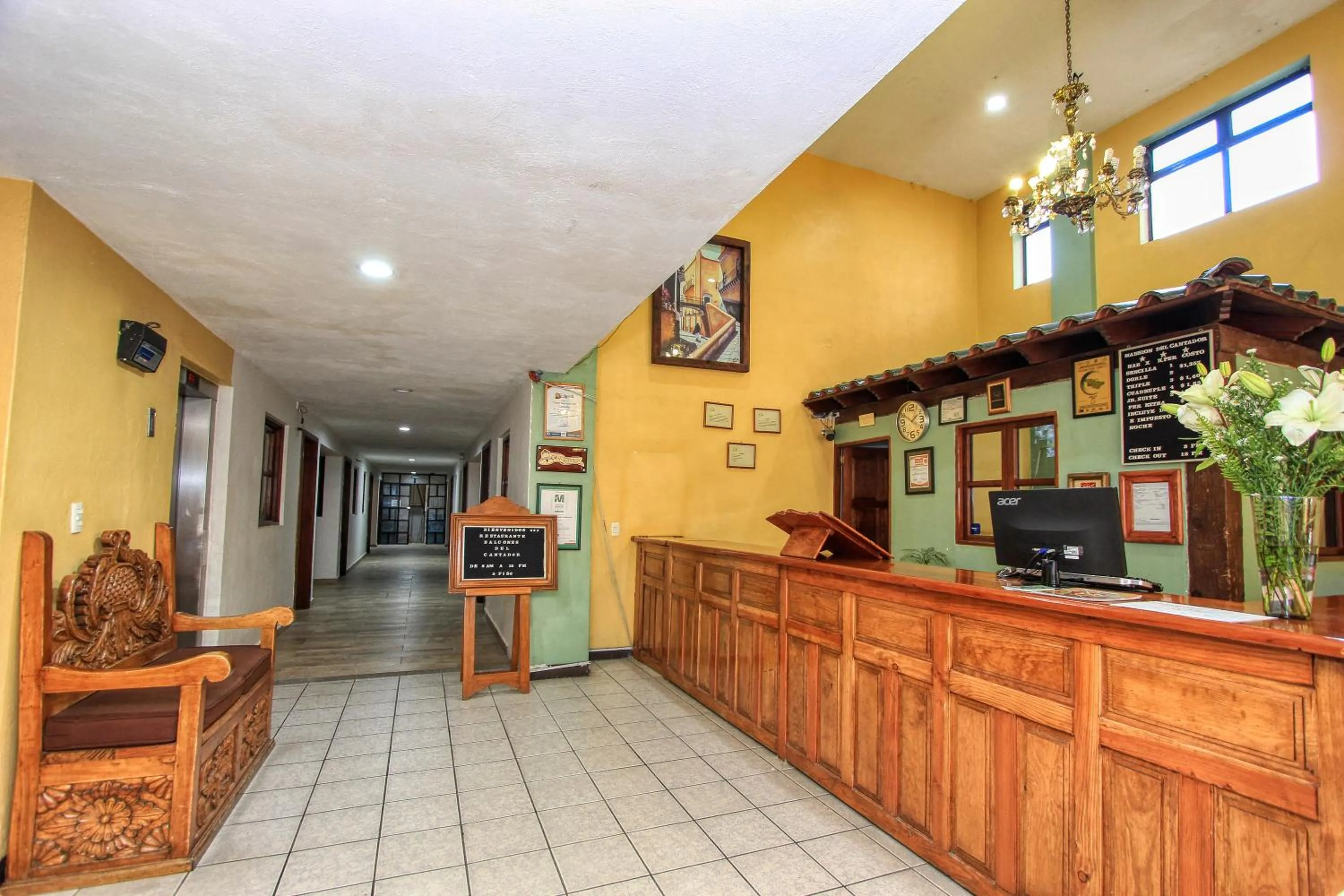 Hotel Mansion del Cantador